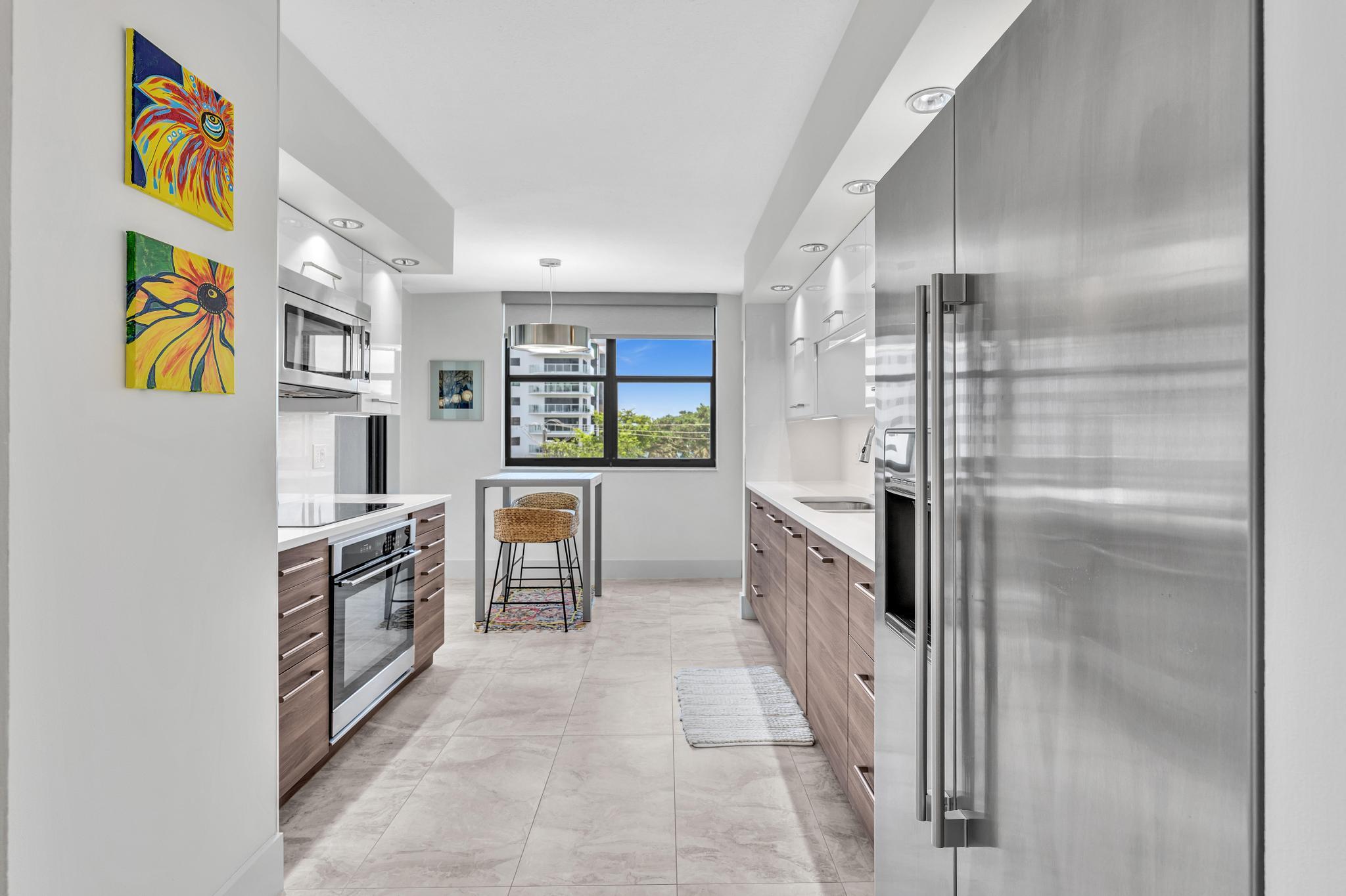 CARRON HOUSE CONDO - Residential