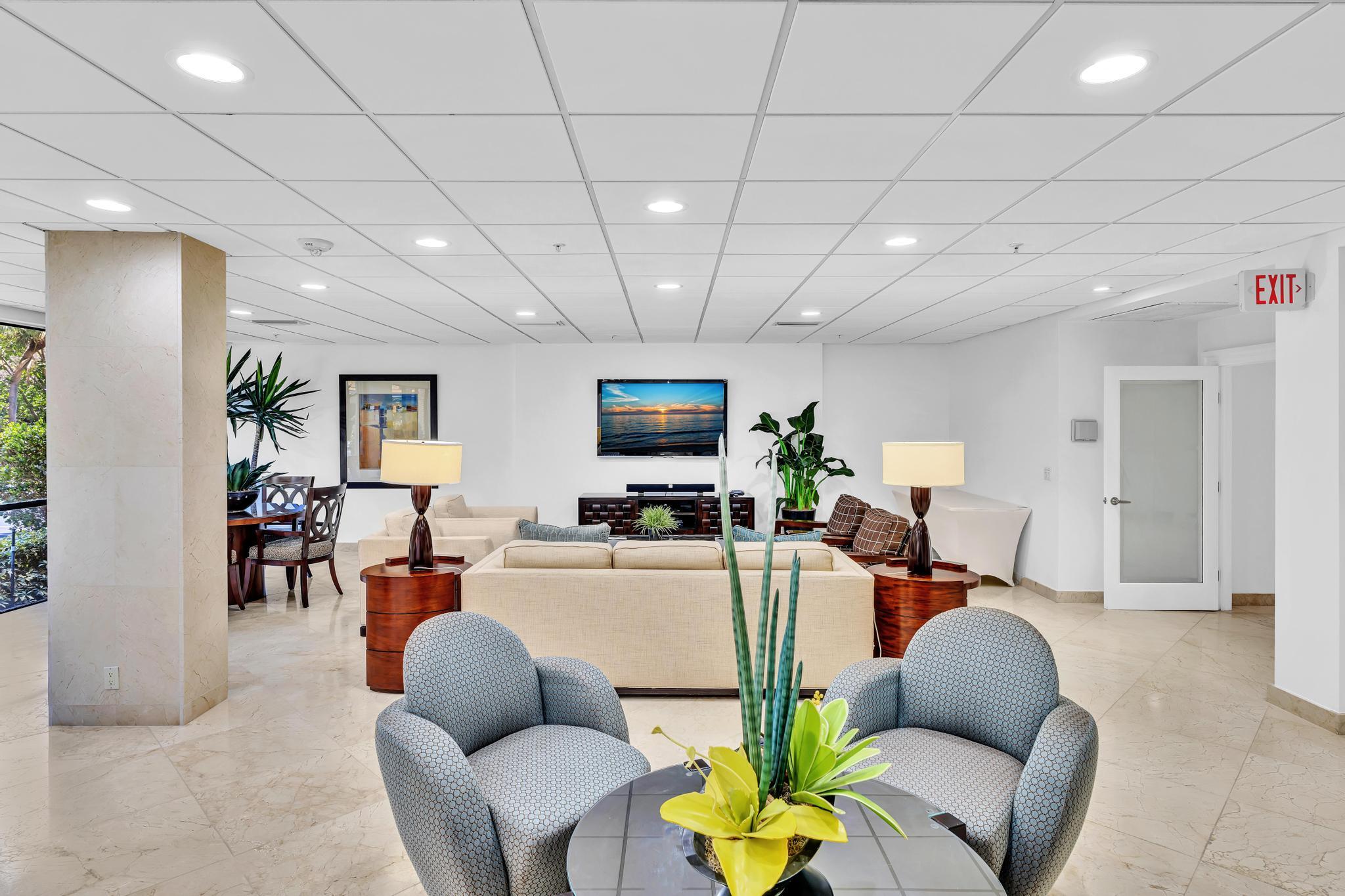 CARRON HOUSE CONDO - Residential