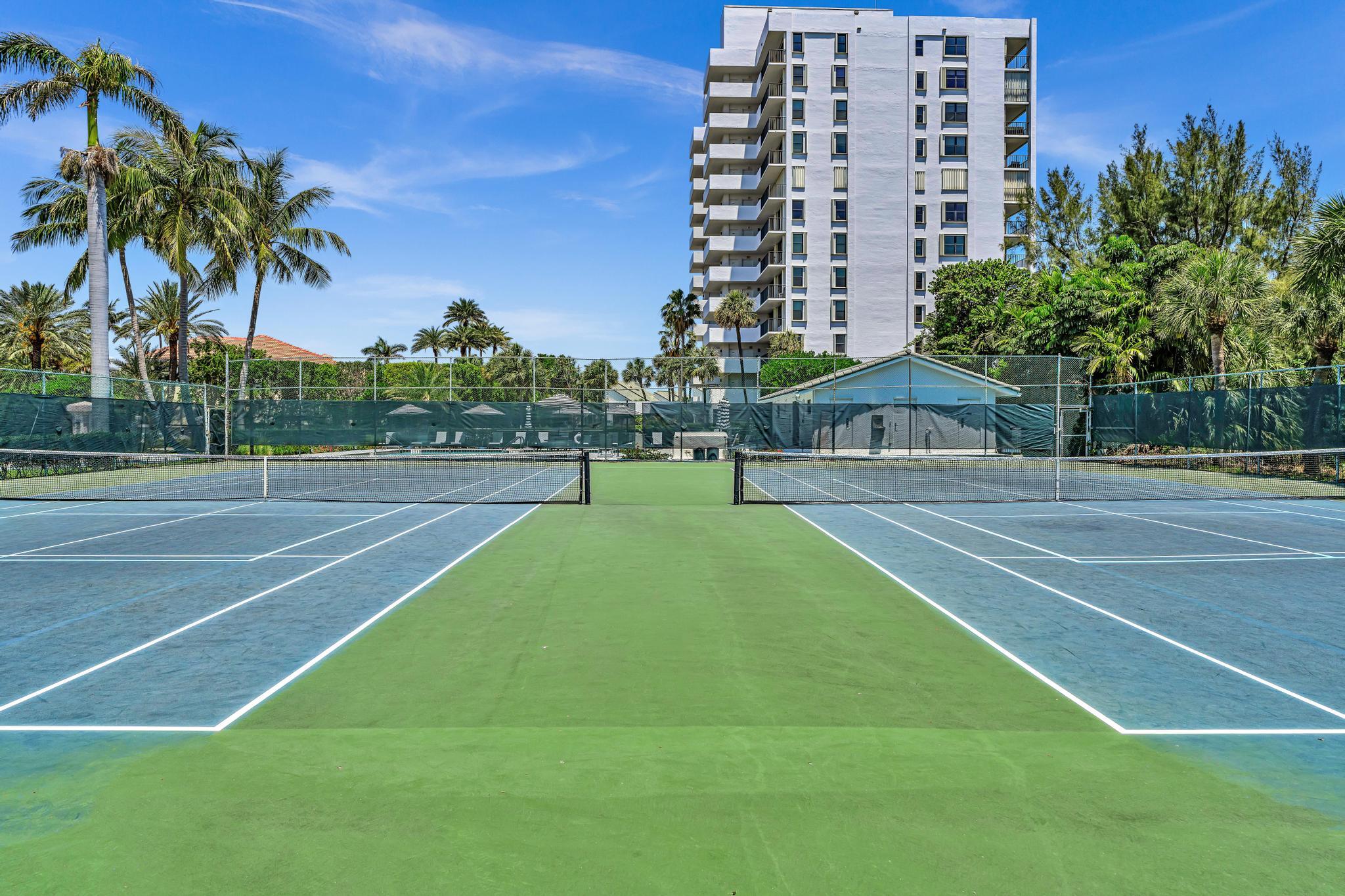 CARRON HOUSE CONDO - Residential