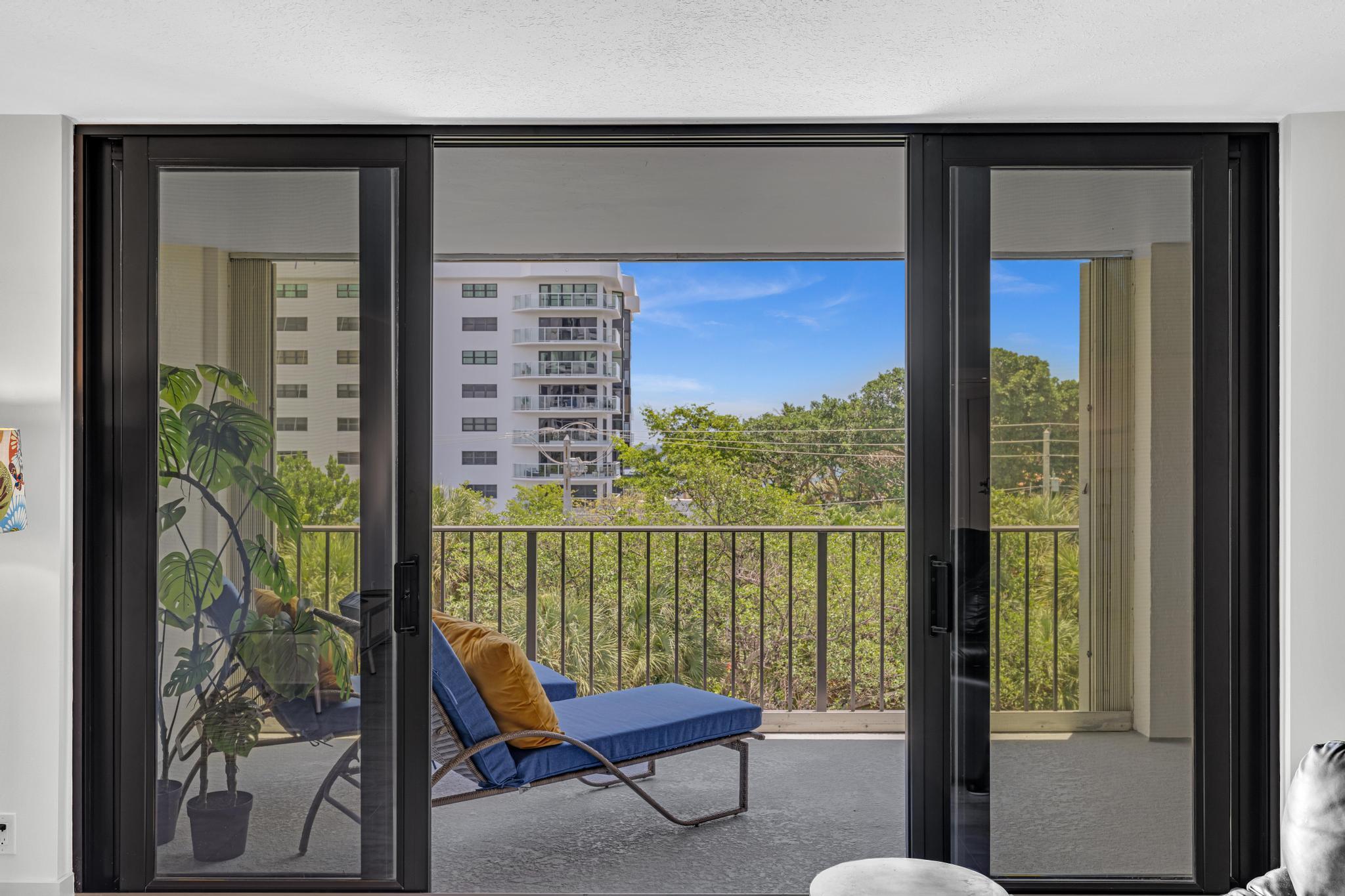 CARRON HOUSE CONDO - Residential