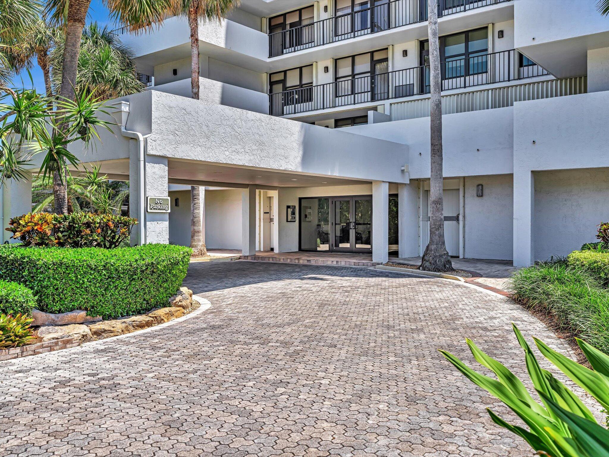 CARRON HOUSE CONDO - Residential