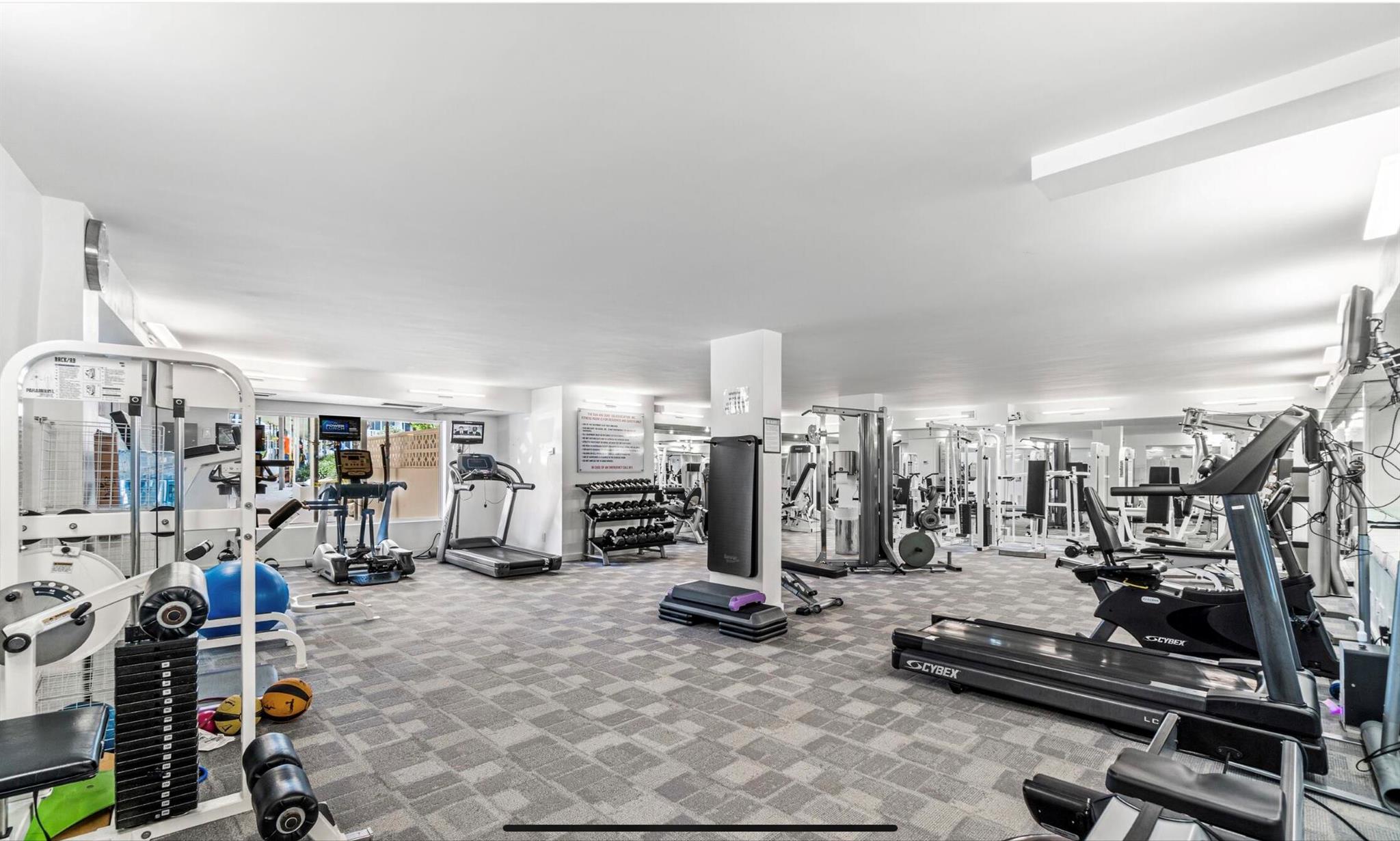 SUN AND SURF ONE HUNDRED - Residential