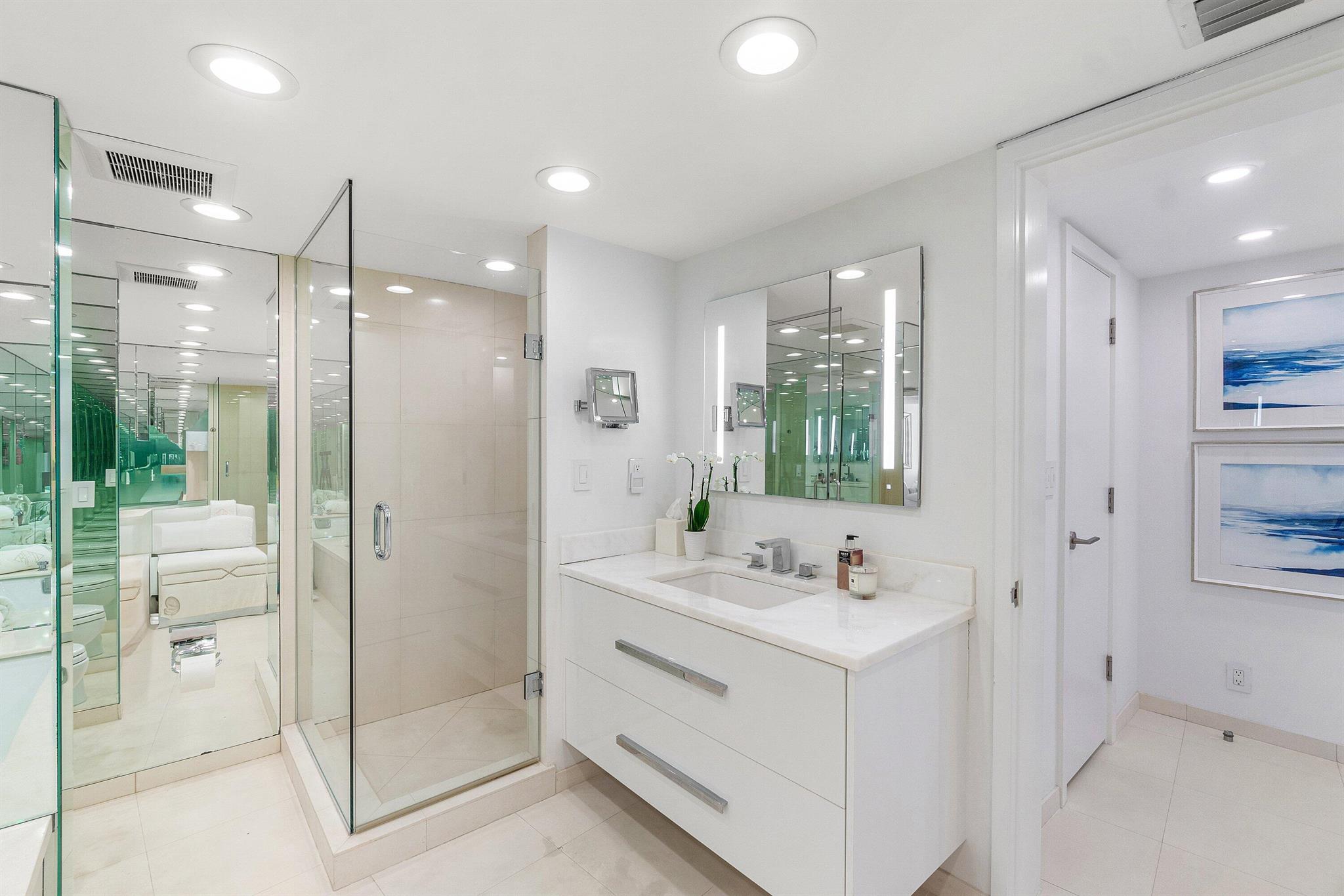 SUN AND SURF ONE HUNDRED - Residential