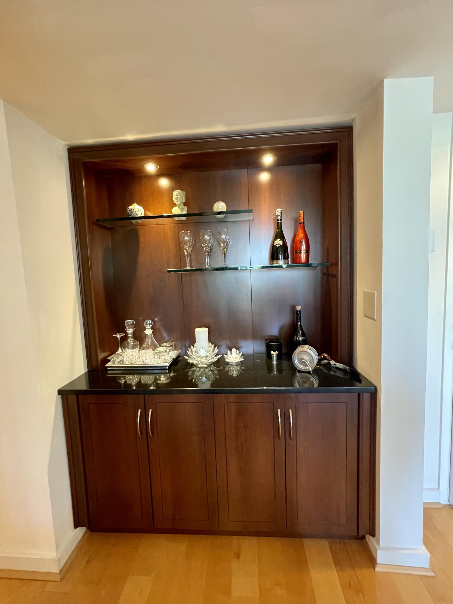 MIZNER COURT CONDO - Residential Lease