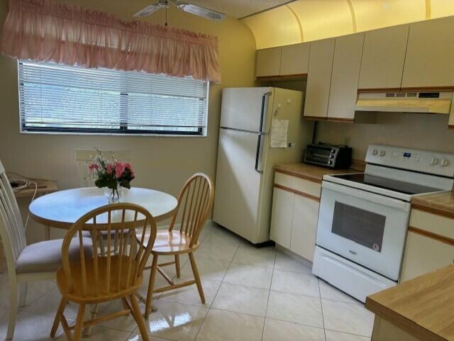 15235 Lakes Of Delray Boulevard 303