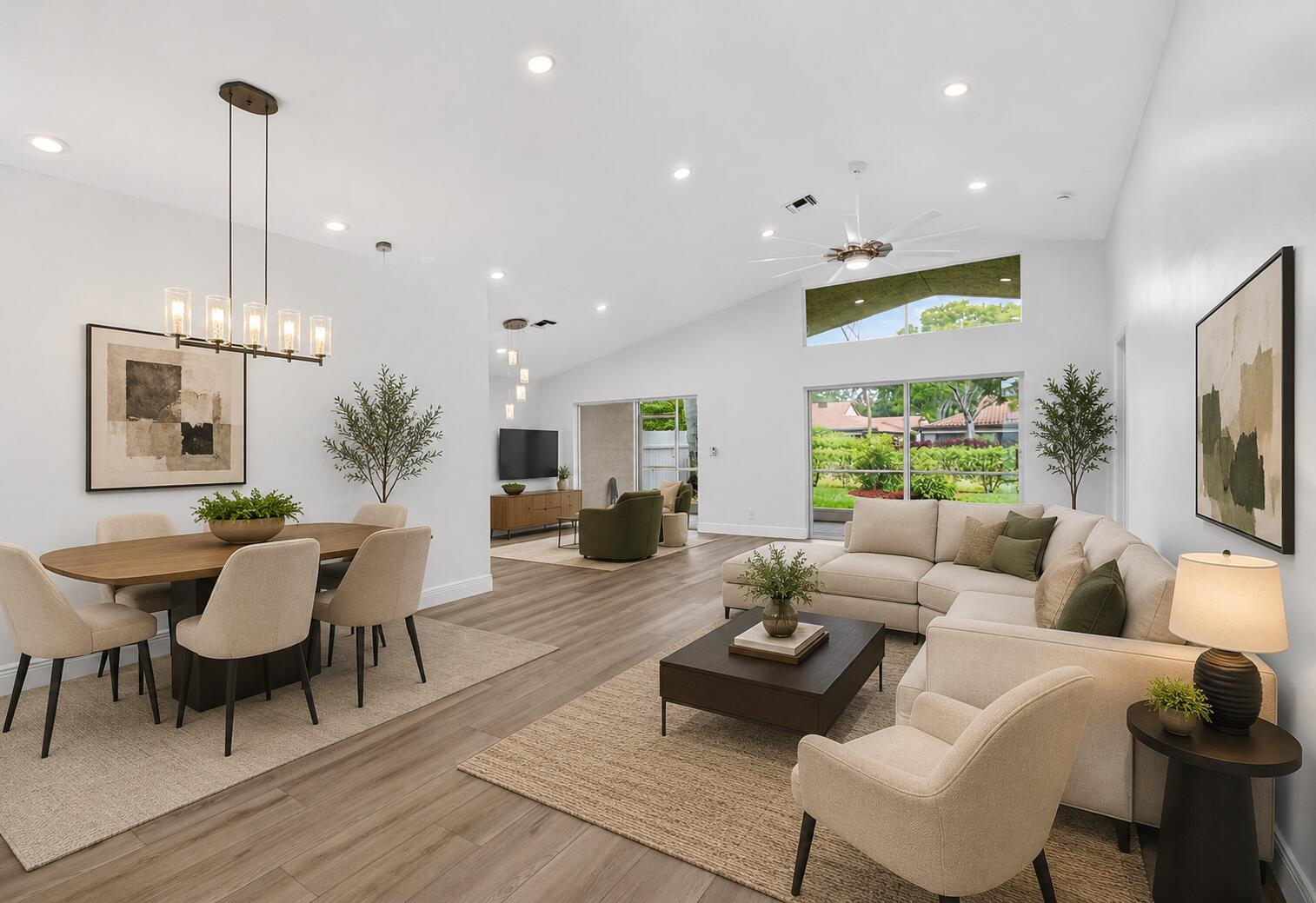 Royal Lakes - Residential