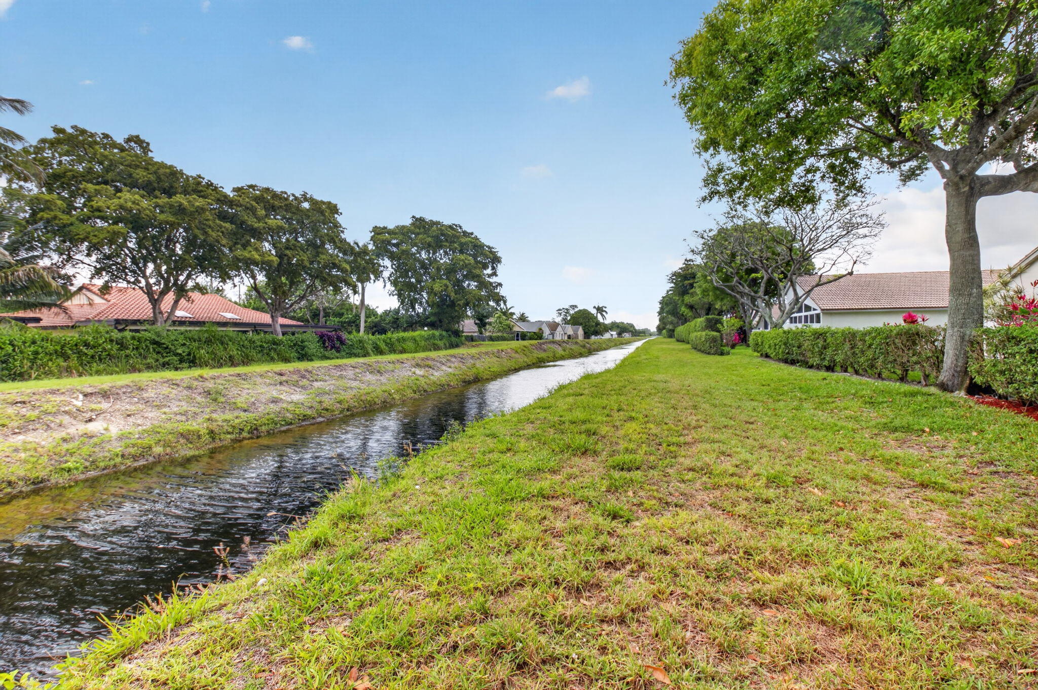 Royal Lakes - Residential
