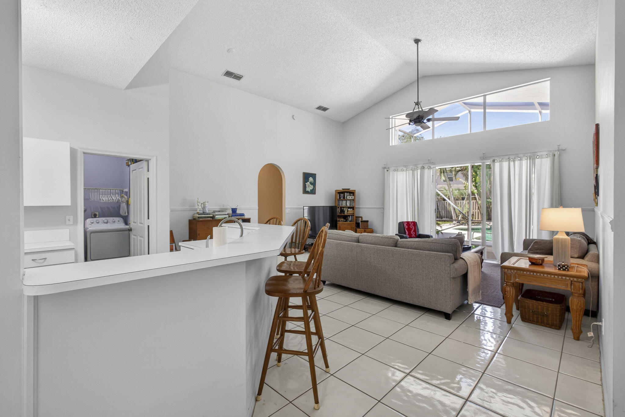 LAKE CHARLESTON - Residential