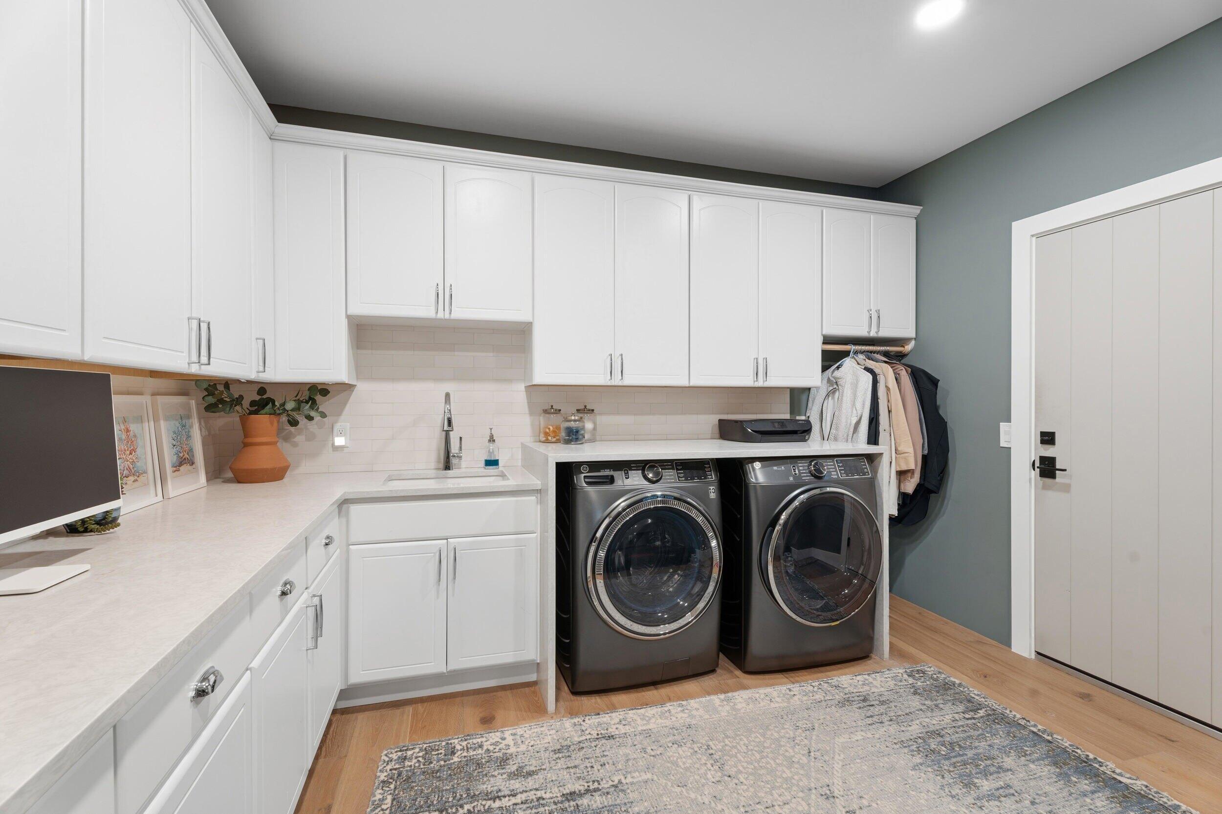 PIPERS LANDING - Residential