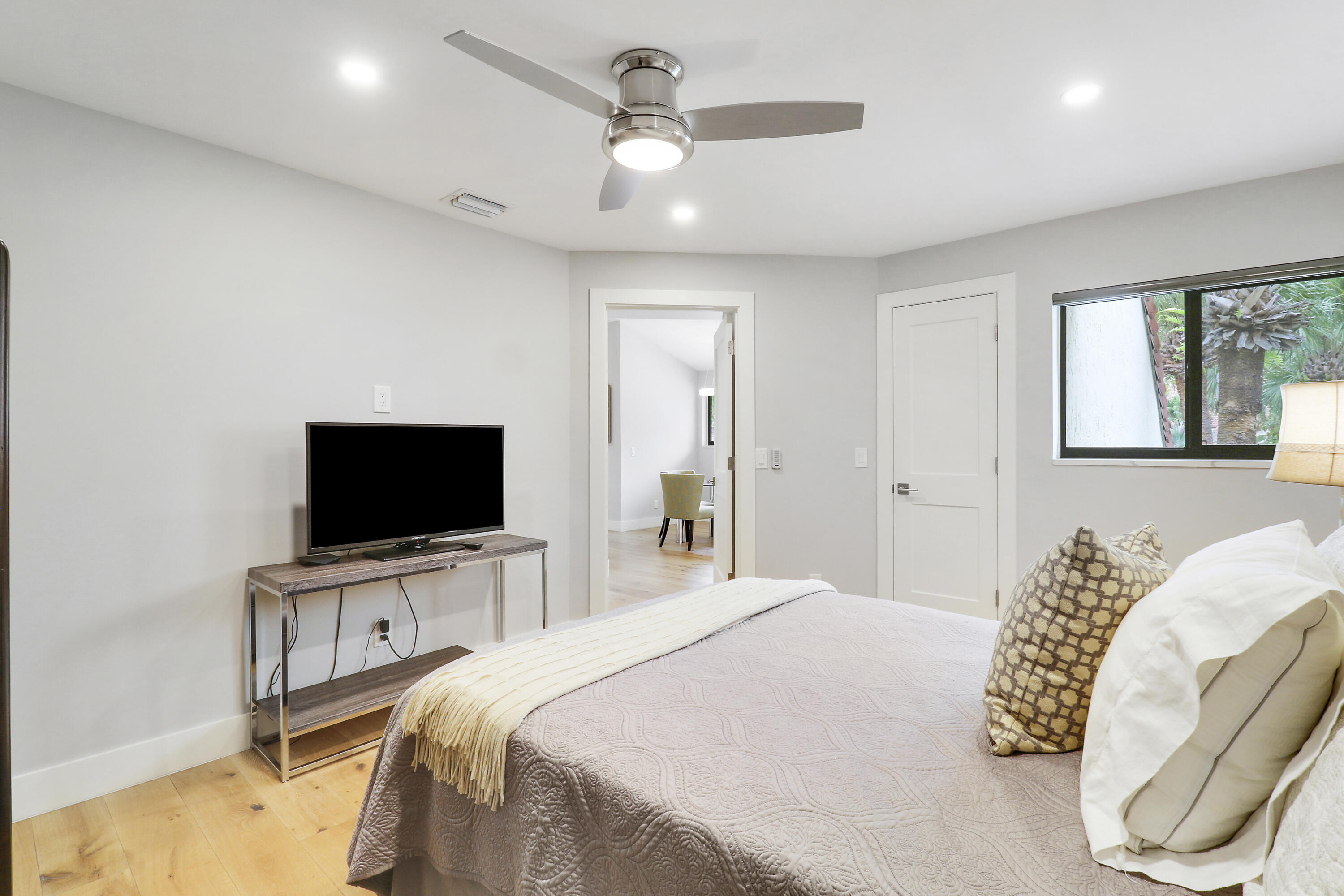 SEA OATS OF JUNO BEACH CONDO - Residential Lease
