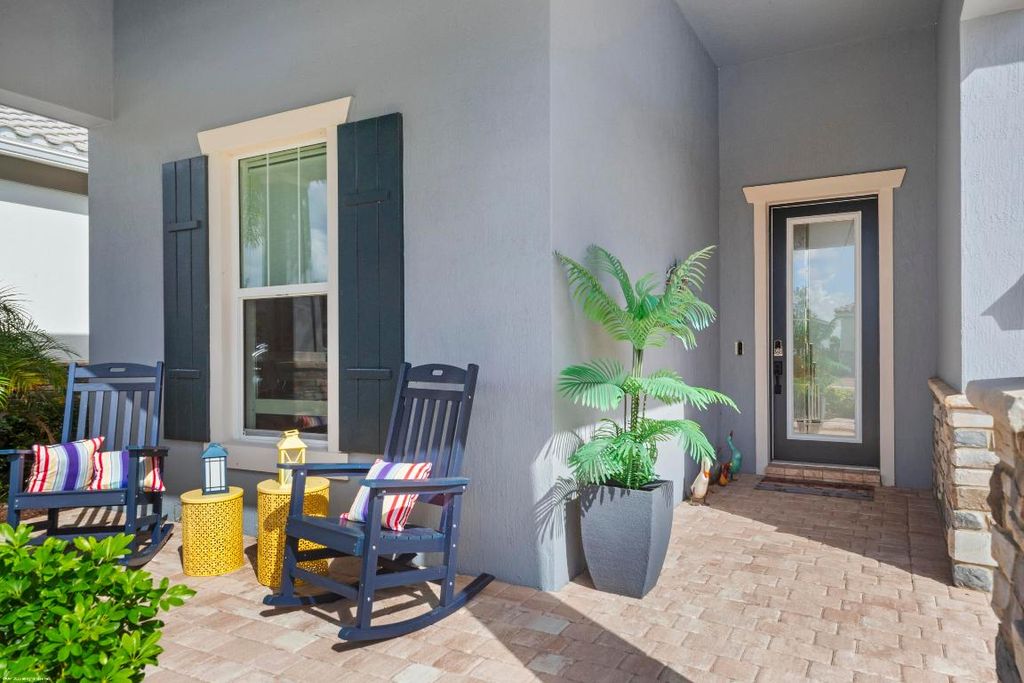 Photo of 10389 Northbrook Circle, Palm Beach Gardens, FL 33412 (MLS # R11158949)