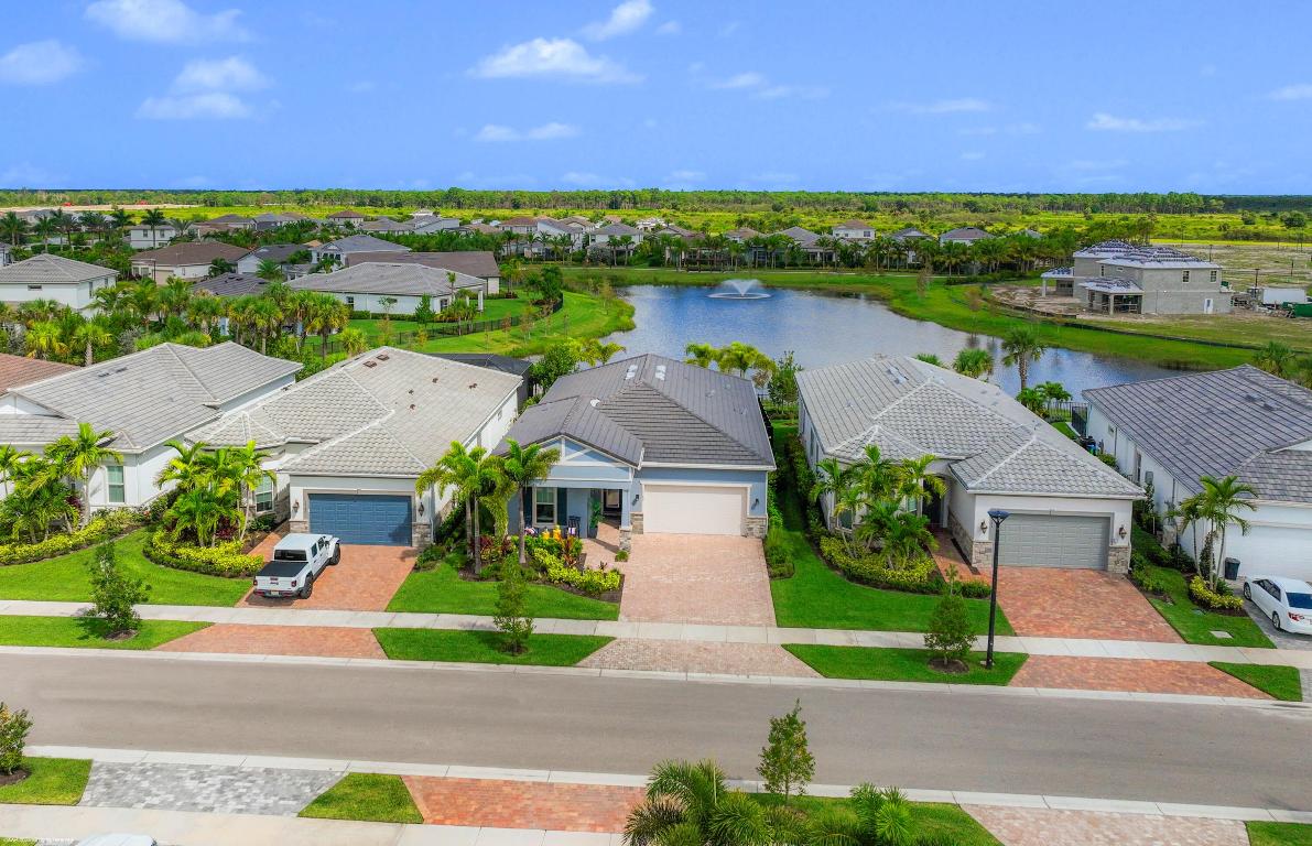 10389 Northbrook Circle