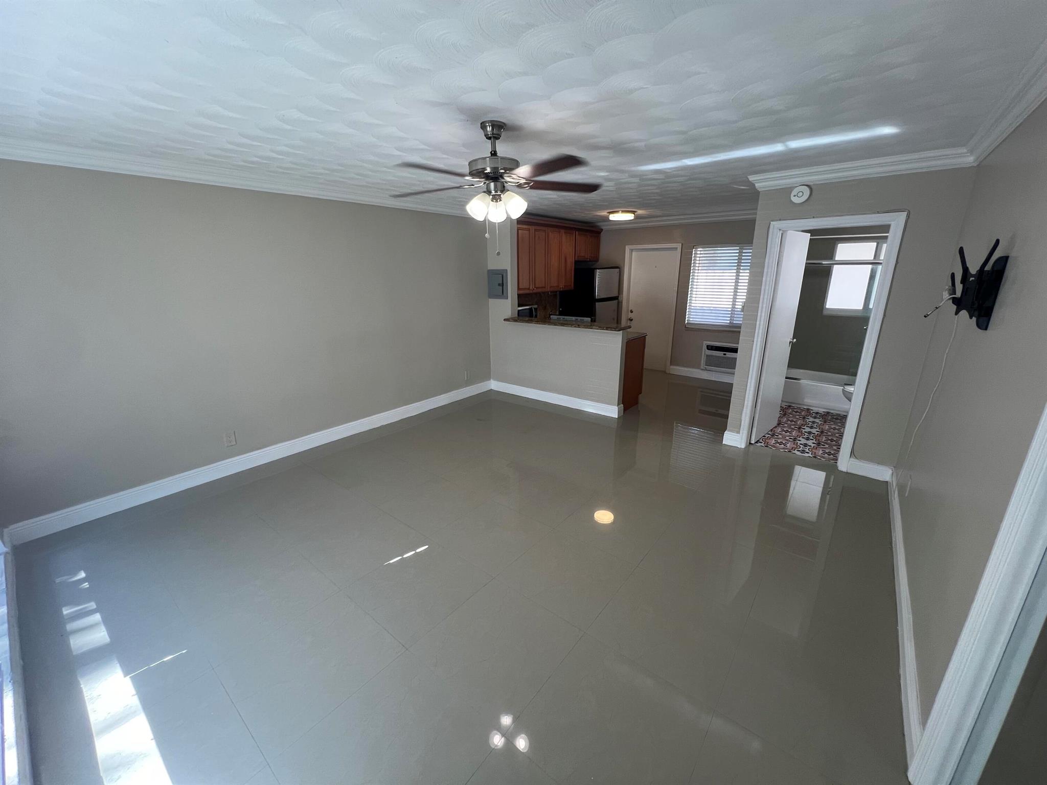 2809 Middle River Drive 4