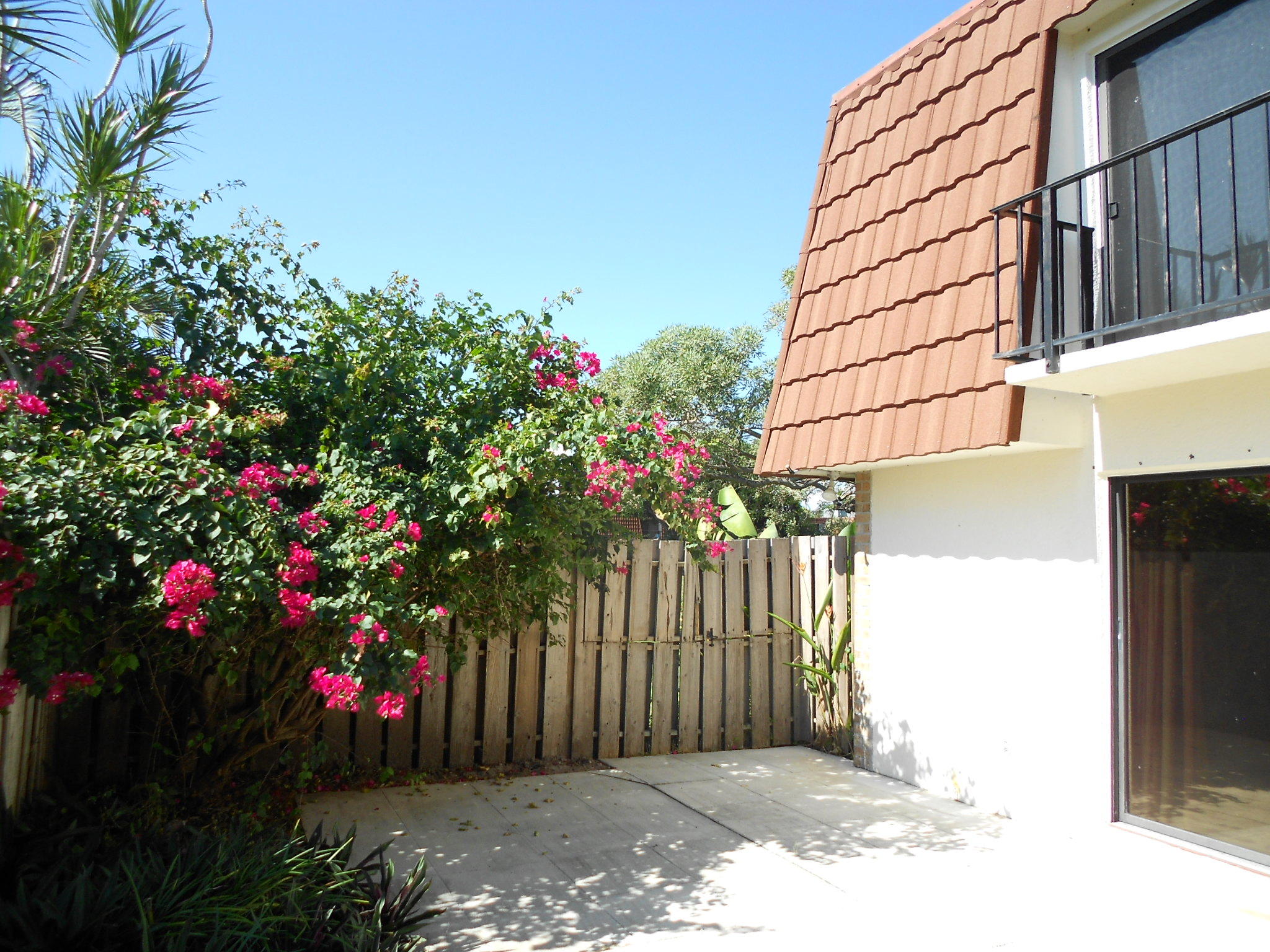 SPANISH WELLS CONDO II - Residential