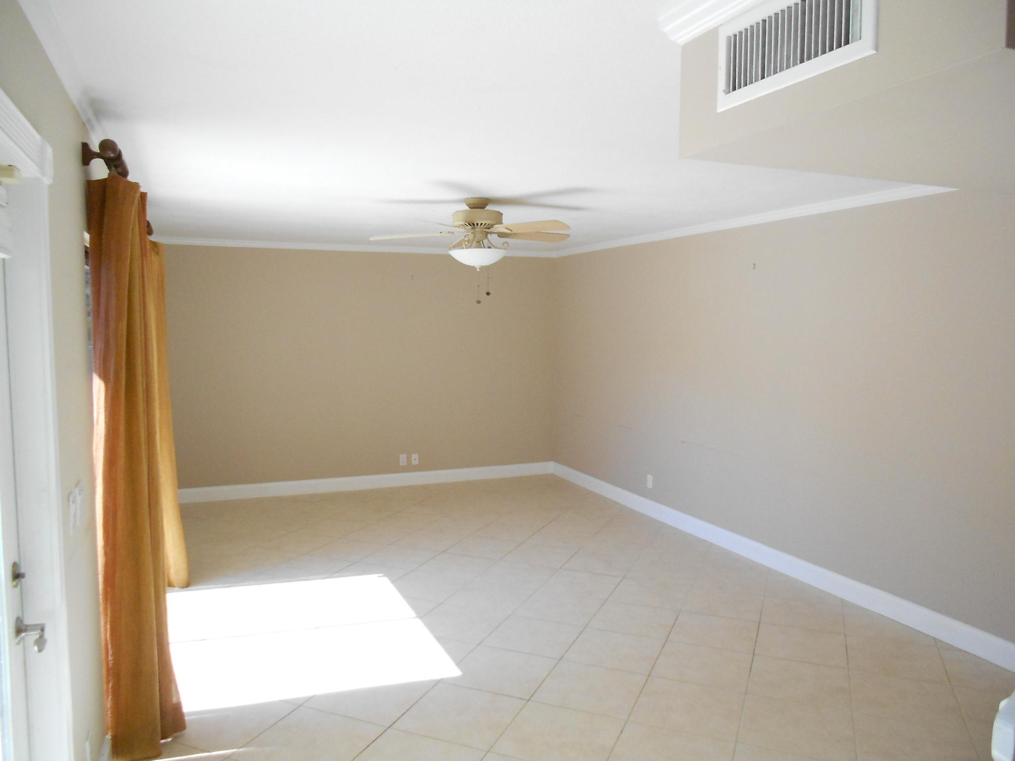 SPANISH WELLS CONDO II - Residential