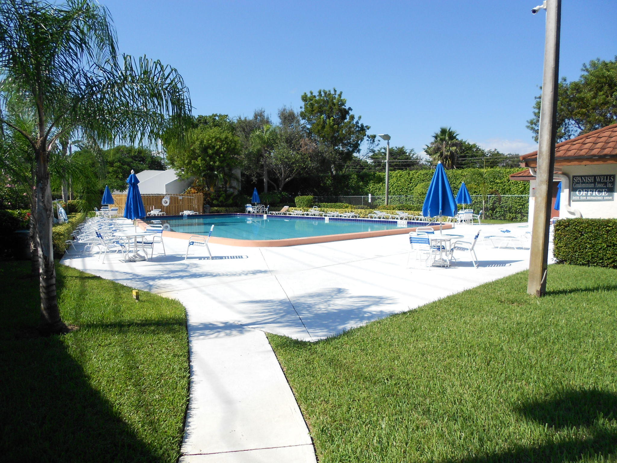 SPANISH WELLS CONDO II - Residential