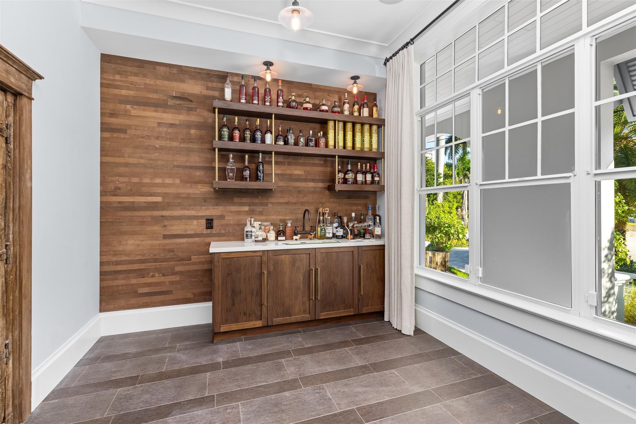 Gould Island 15-62 B - Residential