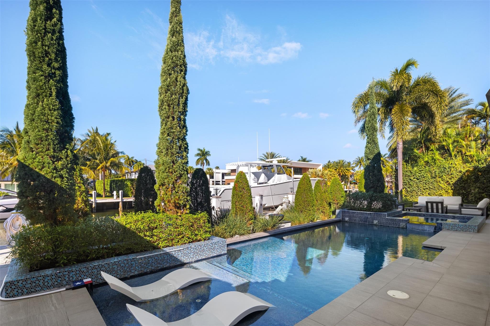 Gould Island 15-62 B - Residential