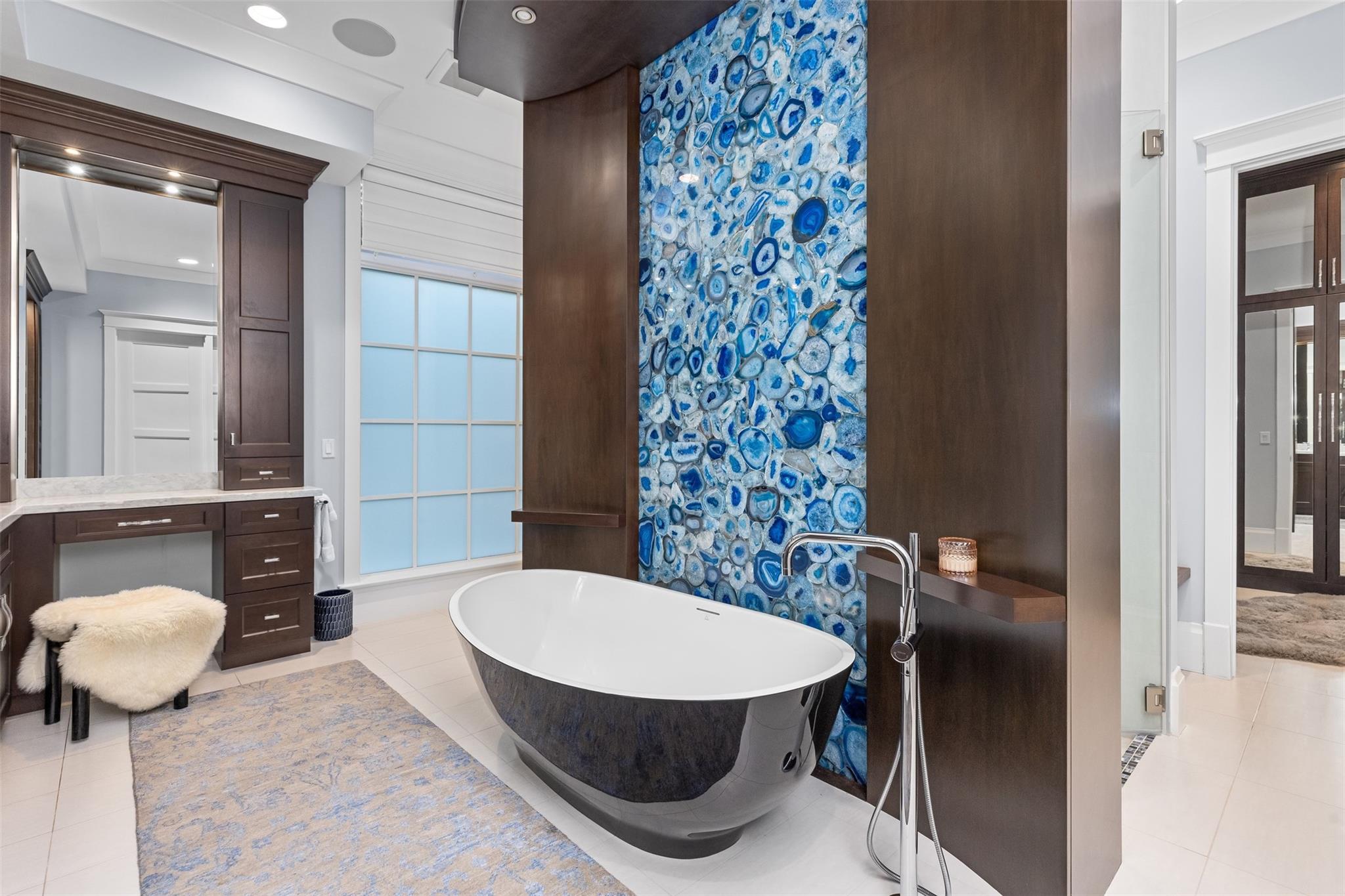 Gould Island 15-62 B - Residential