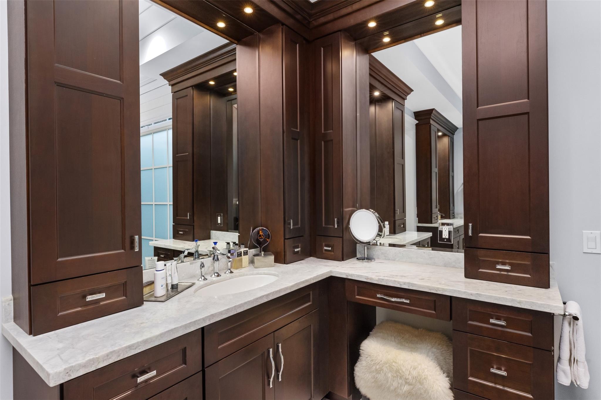 Gould Island 15-62 B - Residential