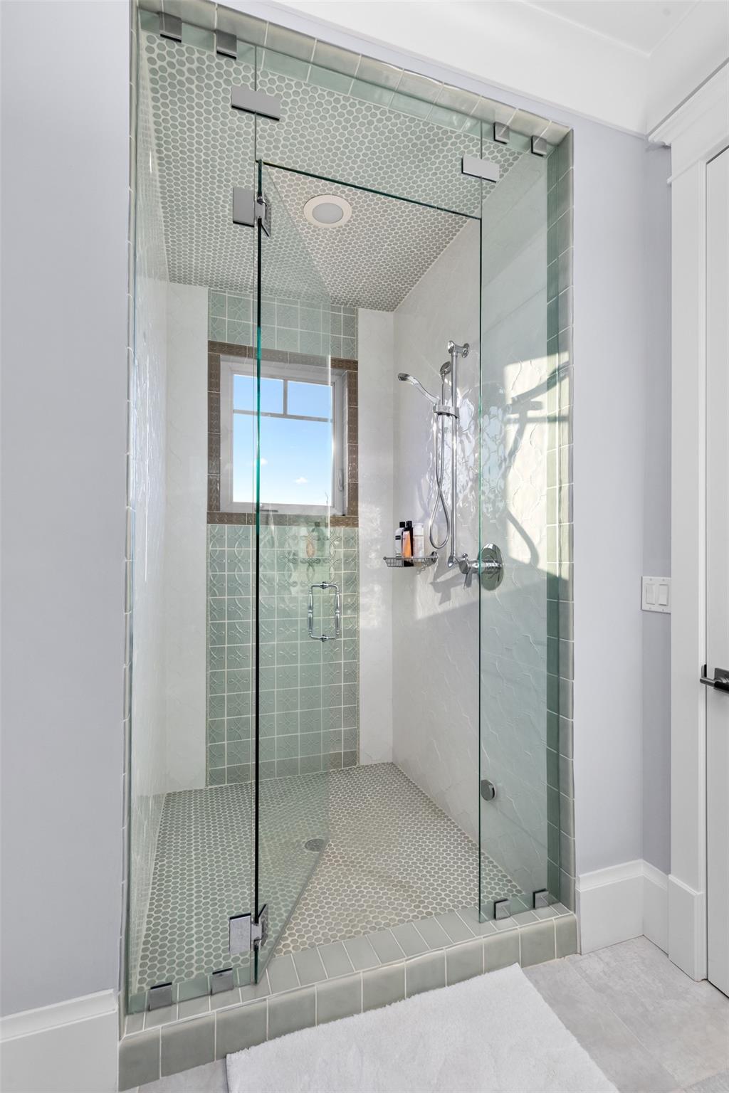 Gould Island 15-62 B - Residential