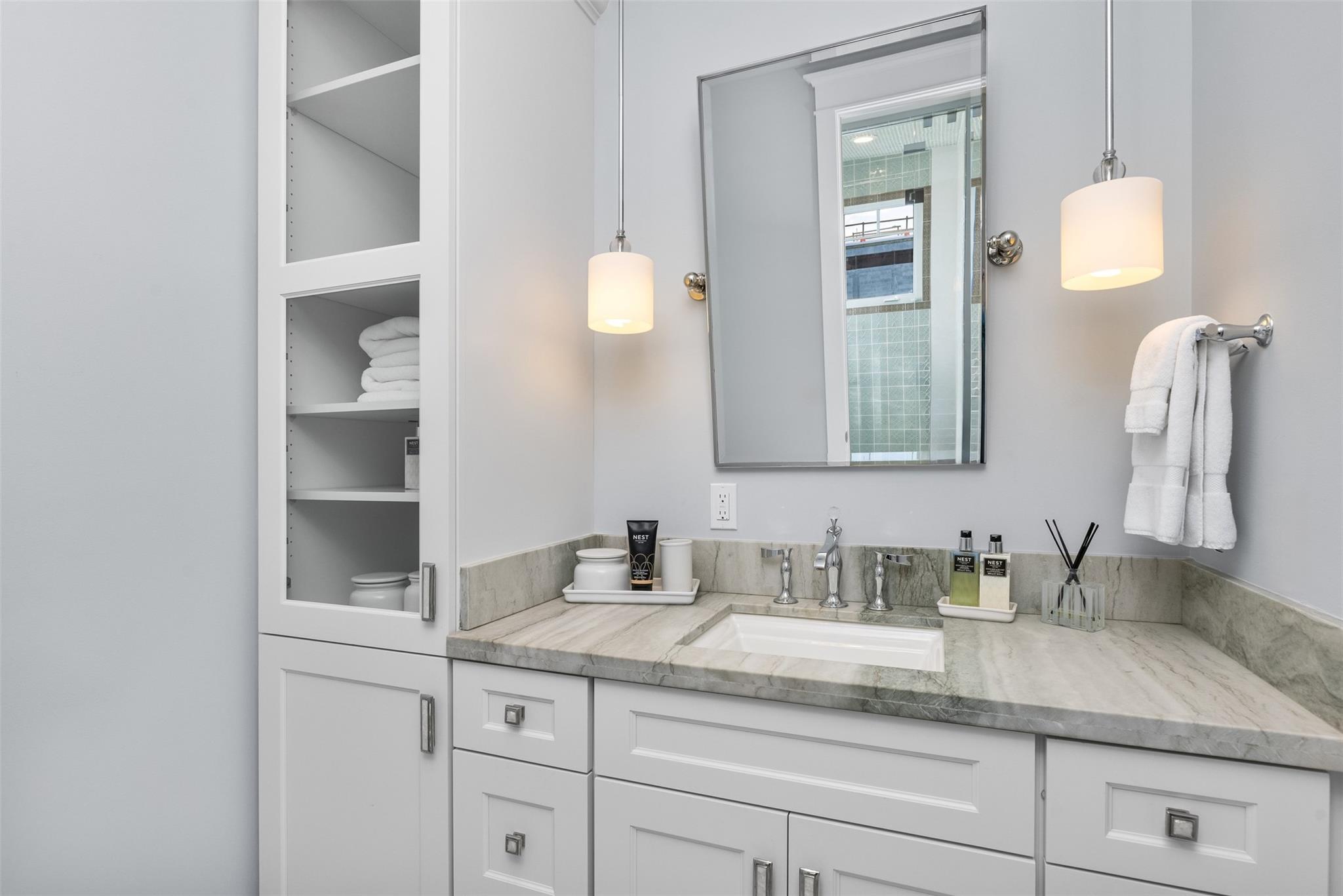 Gould Island 15-62 B - Residential