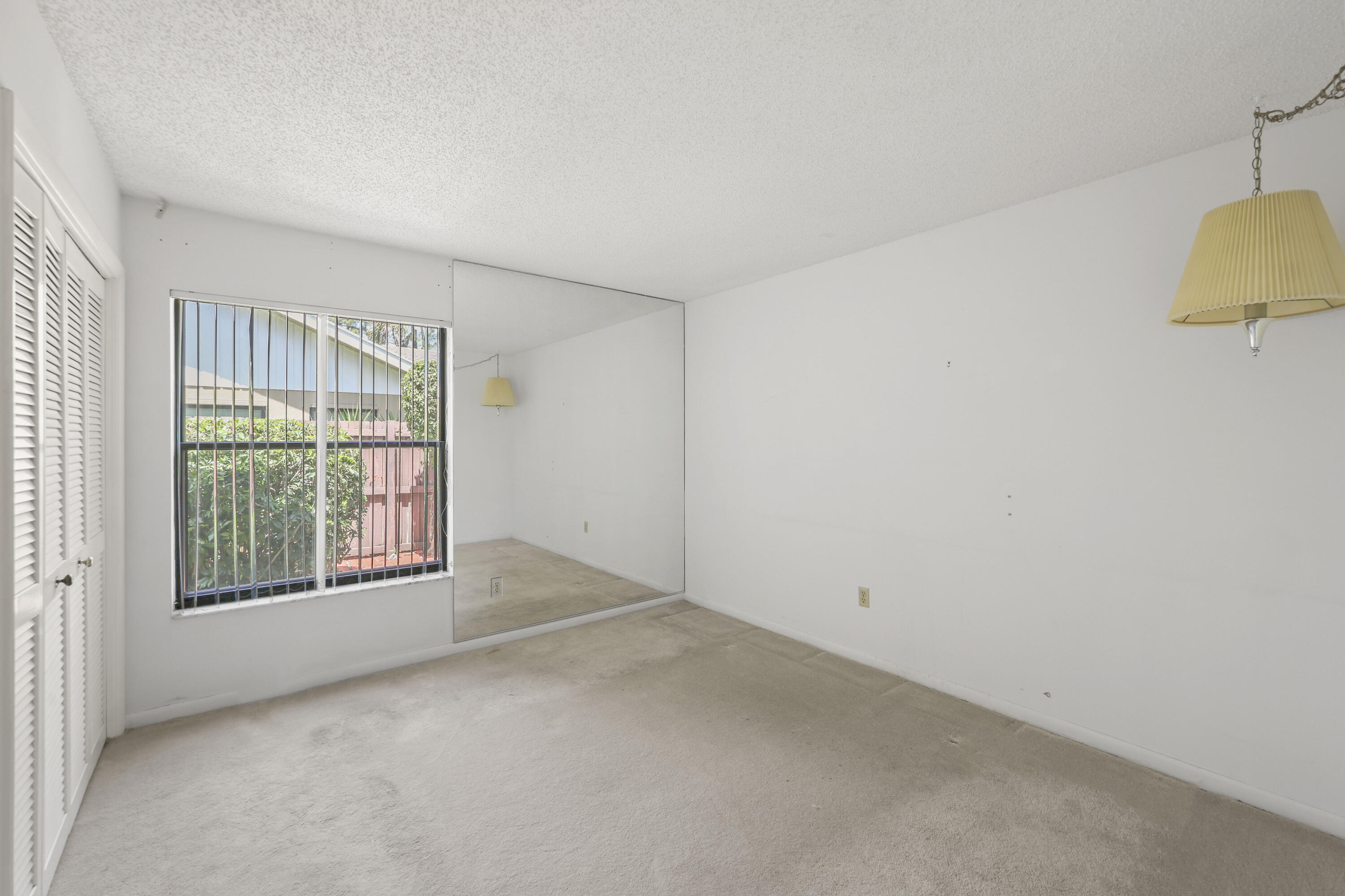 PINEWOOD EAST 2 OF WELLINGTON - Residential