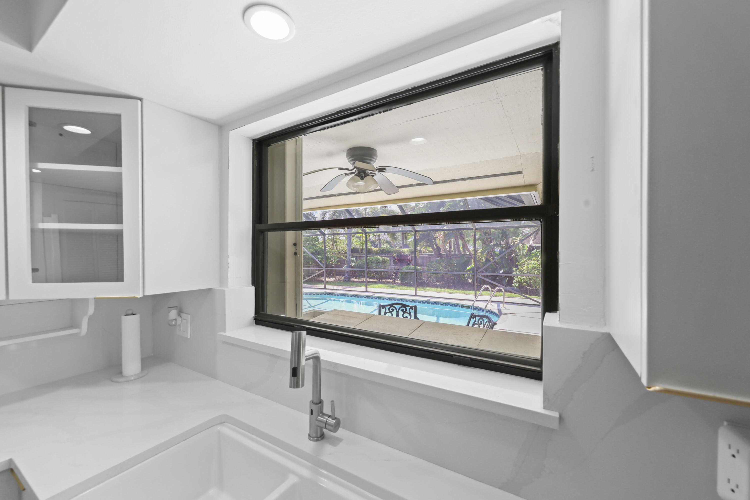 PINEWOOD EAST 2 OF WELLINGTON - Residential