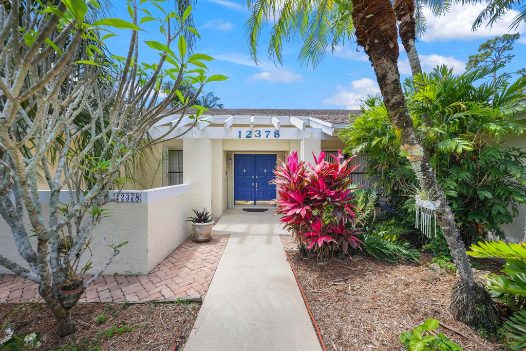 Photo of 12378 Sawgrass Court, Wellington, FL 33414 (MLS # B26017173)