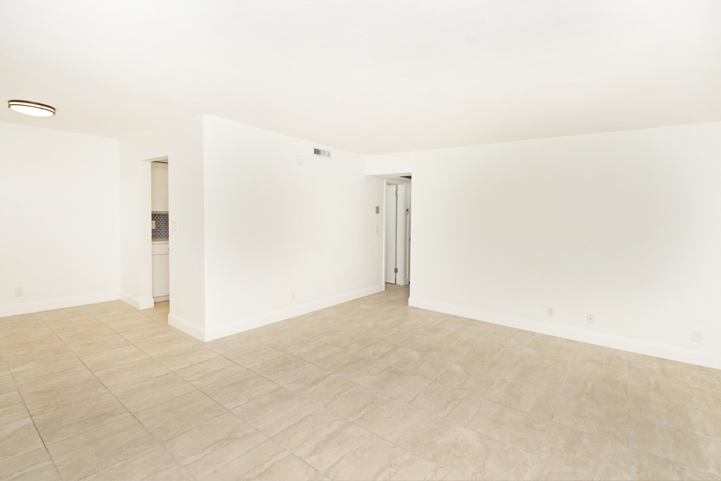 KELSEY CITY IN PB 8 PGS 15 TO 18, 23, 27 & 34 TO 3 - Residential Lease