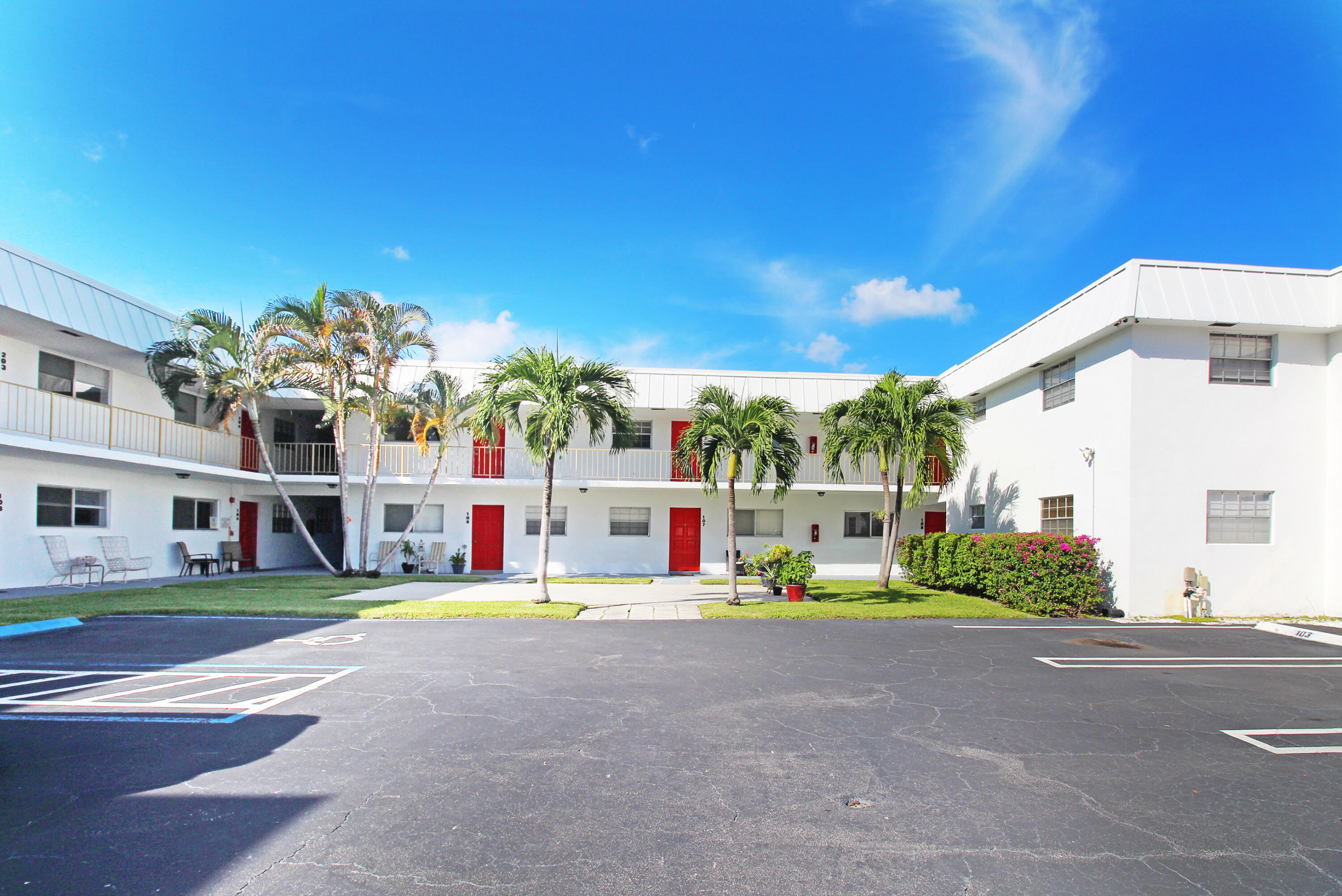 KELSEY CITY IN PB 8 PGS 15 TO 18, 23, 27 & 34 TO 3 - Residential Lease