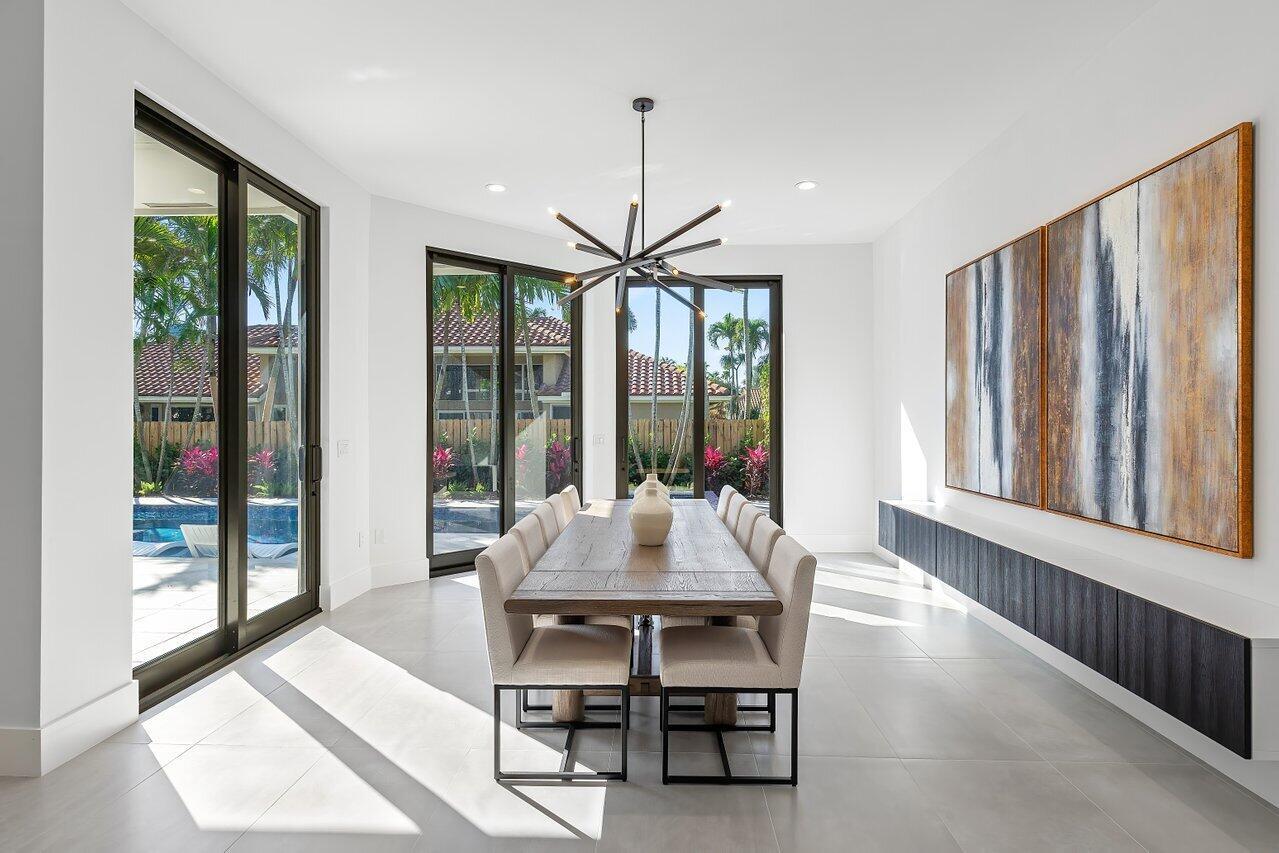 BOCA OAKS - Residential