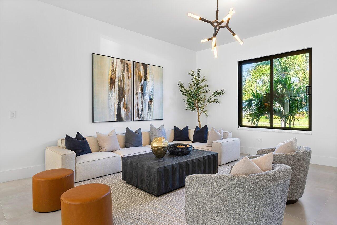 BOCA OAKS - Residential