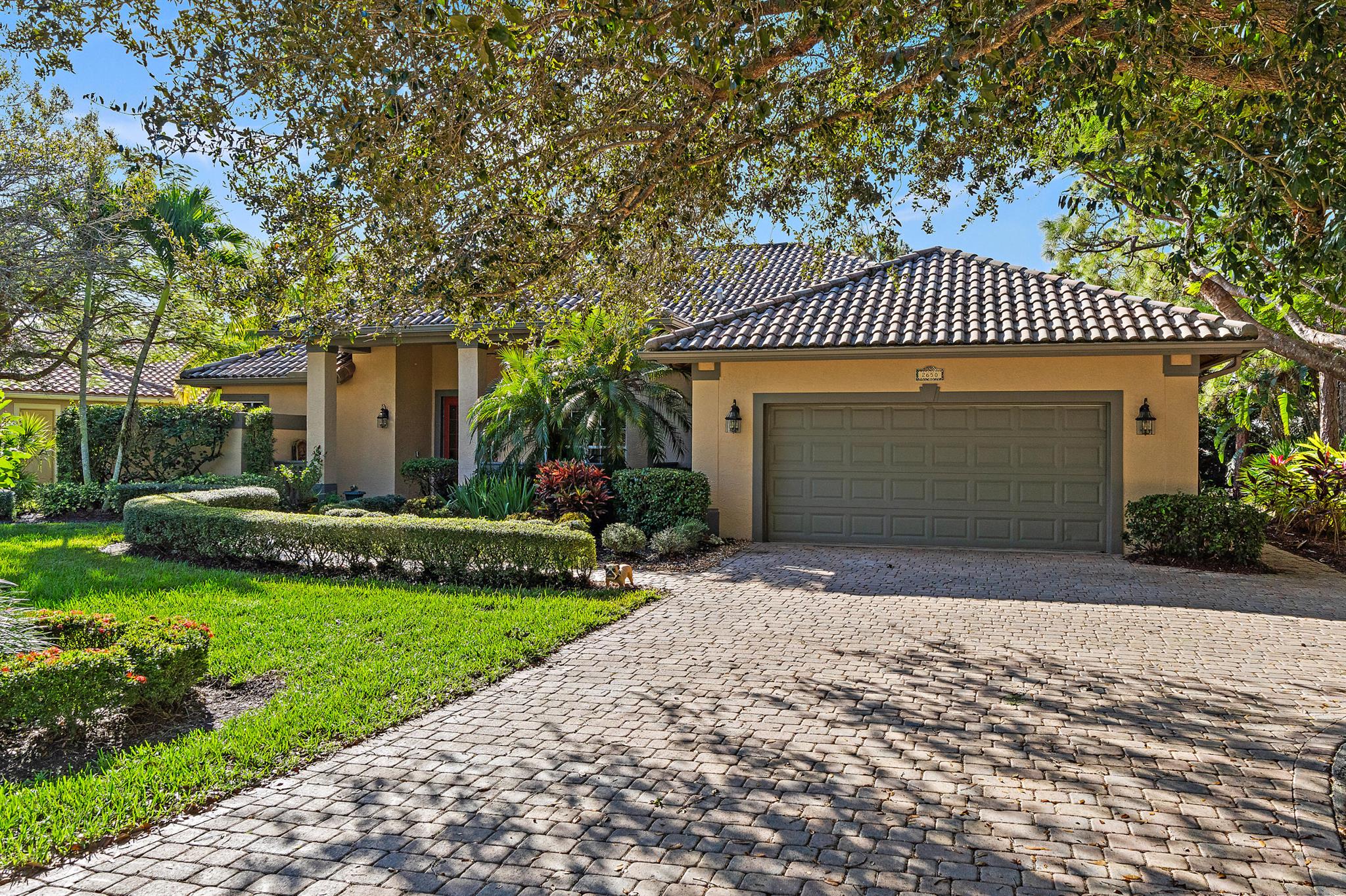 LOCKS LANDING - Residential