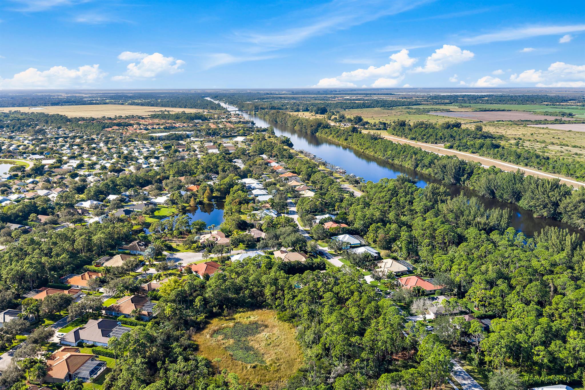 LOCKS LANDING - Residential