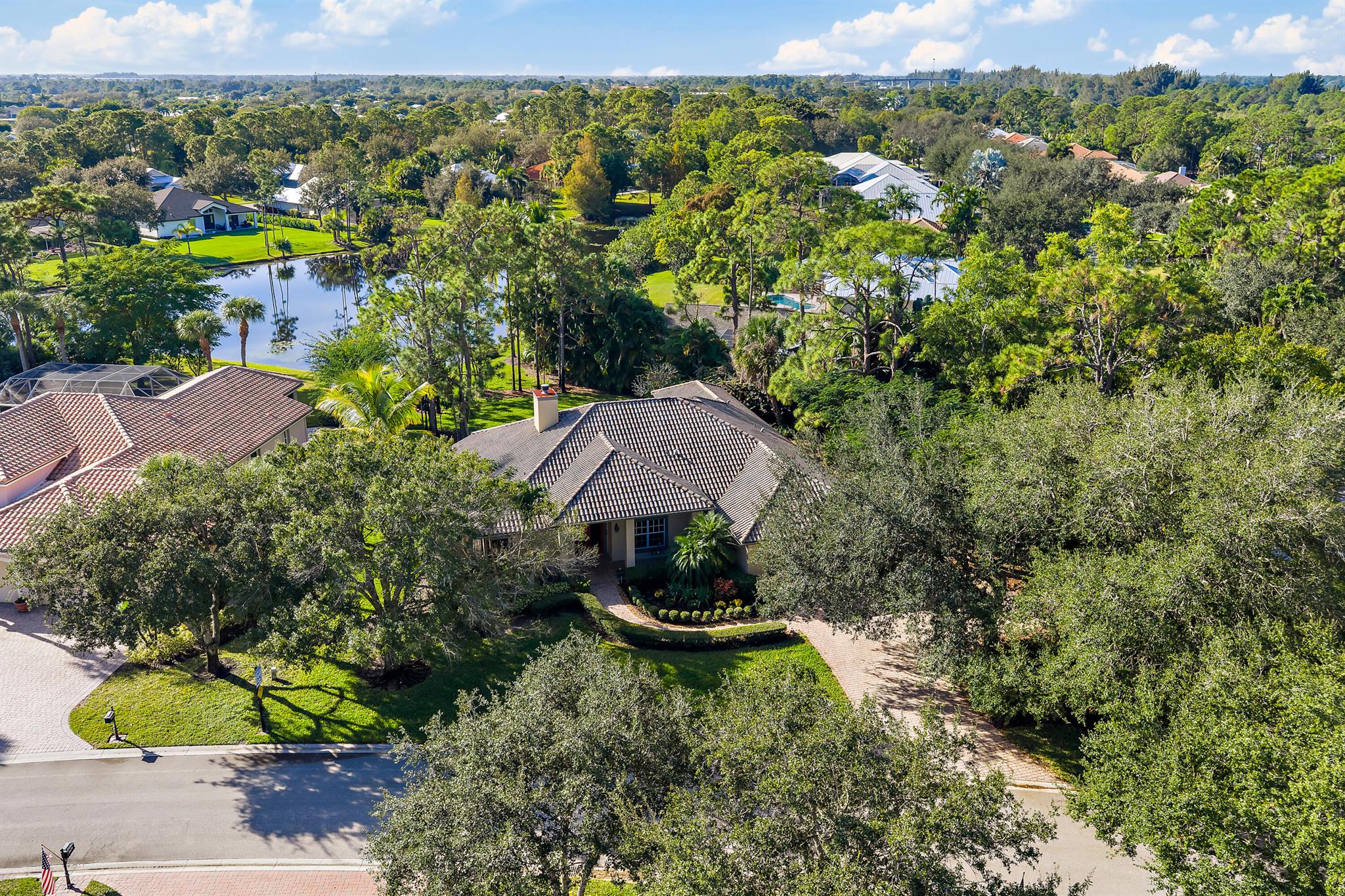 LOCKS LANDING - Residential