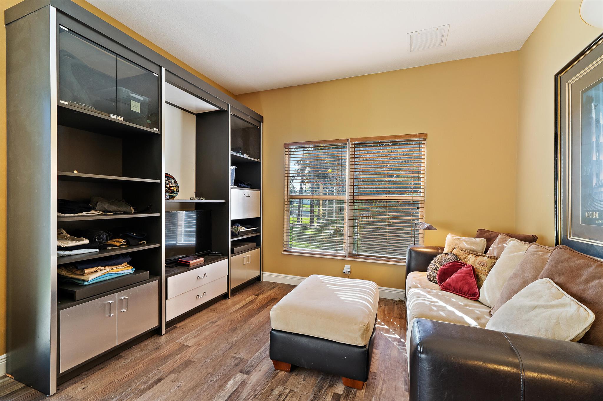 LOCKS LANDING - Residential