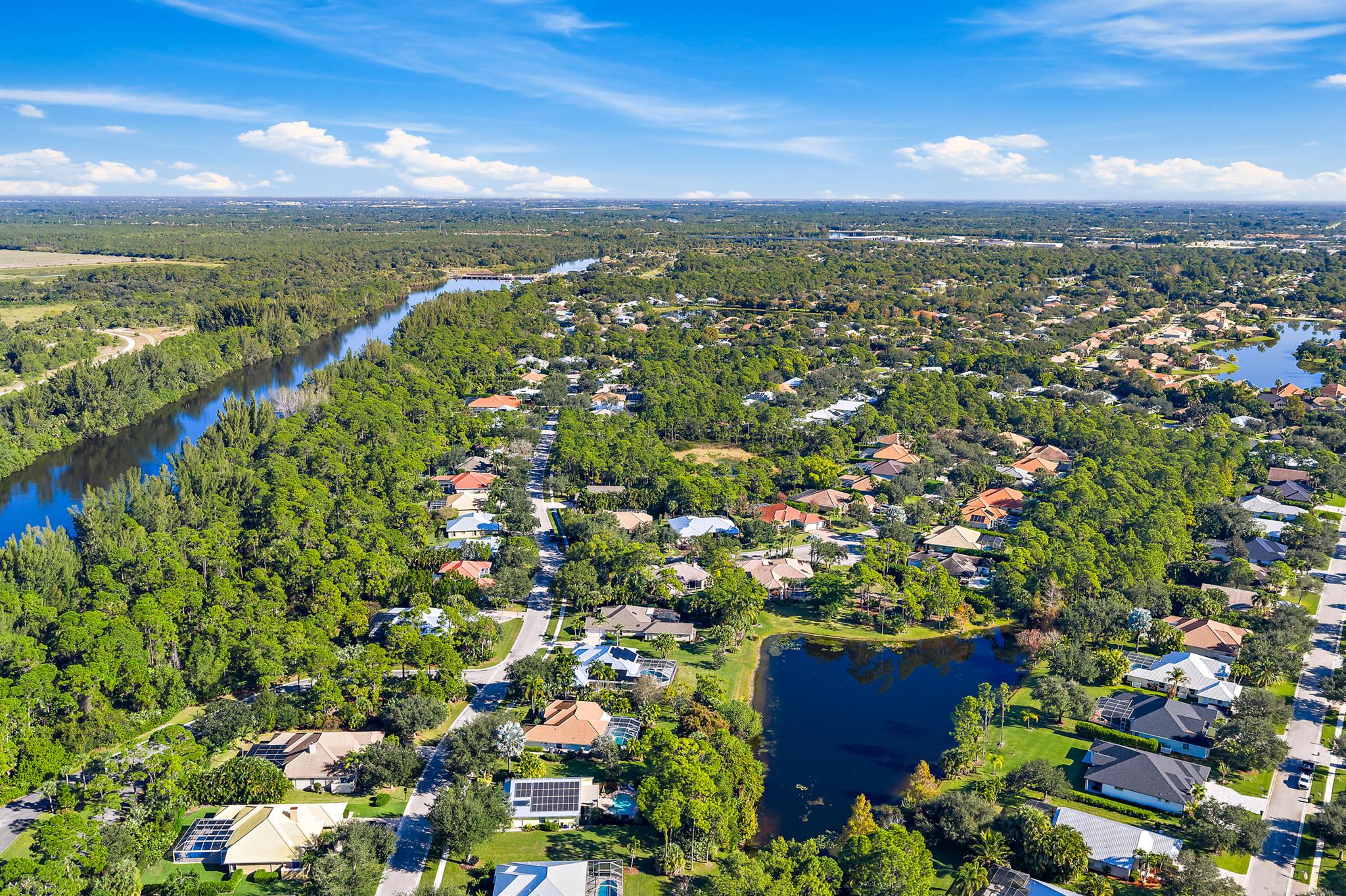 LOCKS LANDING - Residential