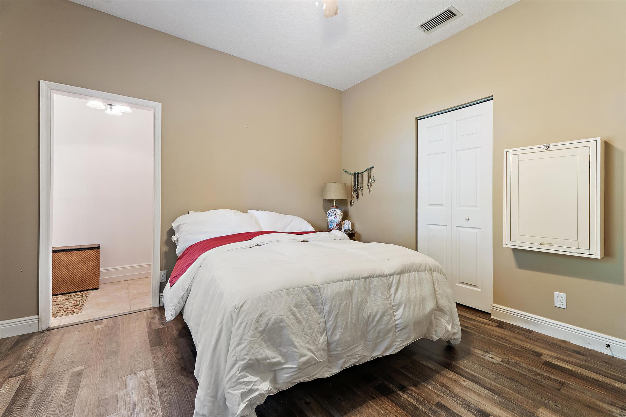 LOCKS LANDING - Residential