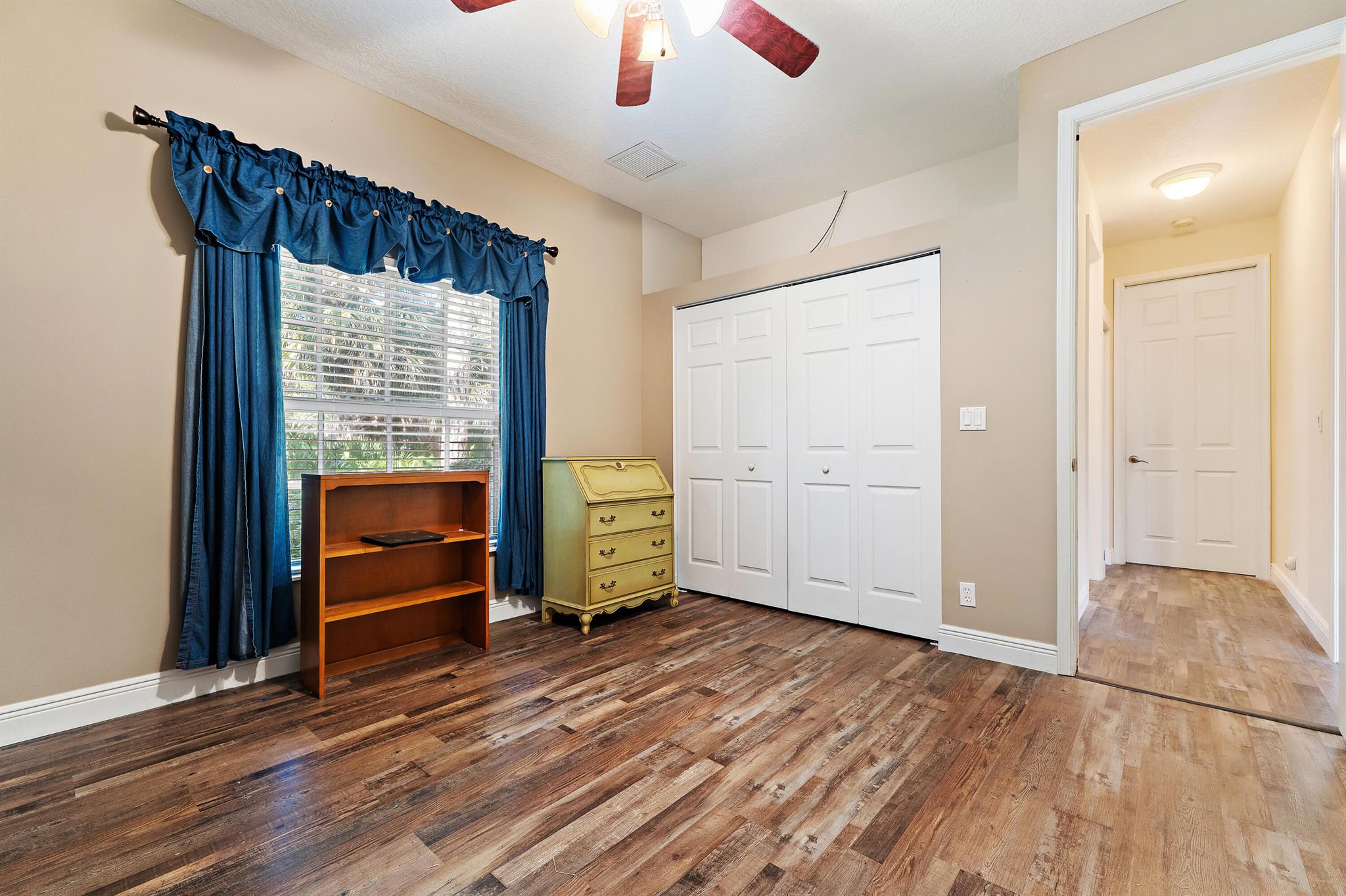 LOCKS LANDING - Residential