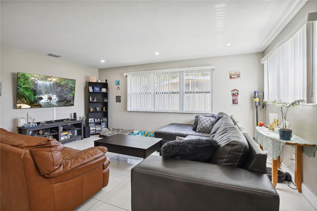Chateau Park Sec B 9-68 B - Residential