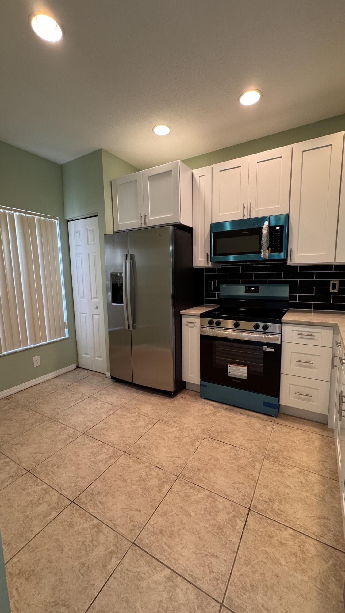 BOYNTON BEACH OASIS CONDO - Residential Lease