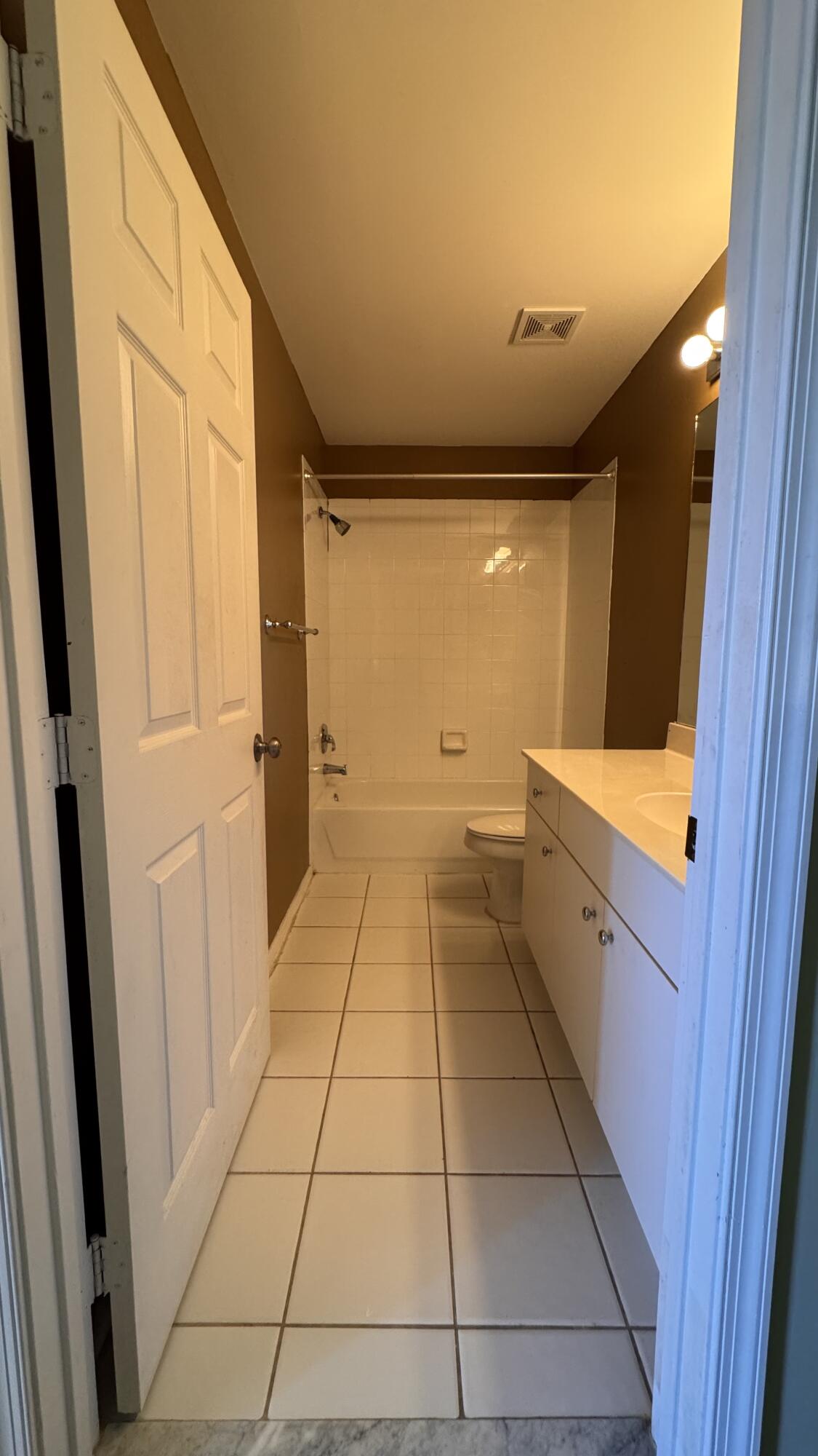 BOYNTON BEACH OASIS CONDO - Residential Lease