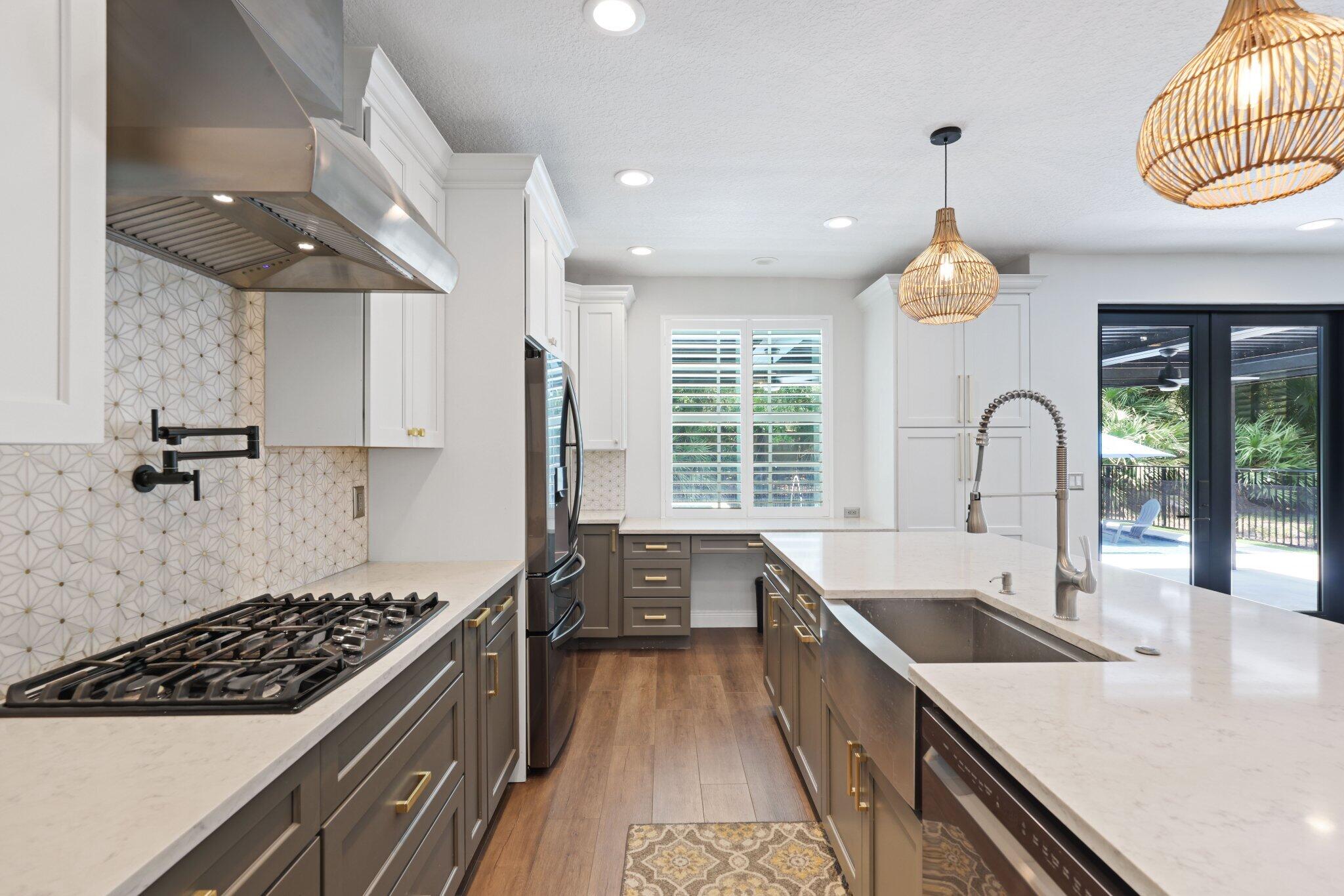 461 Pumpkin Drive, Palm Beach Gardens FL 33410