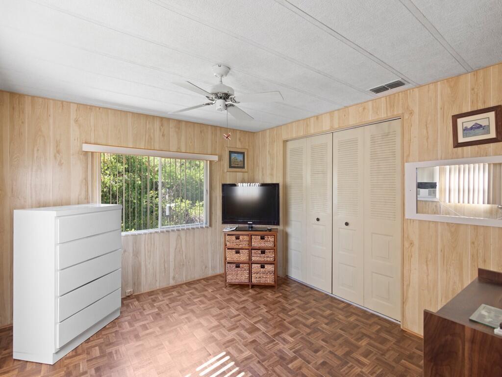 Pinelake Village - Residential