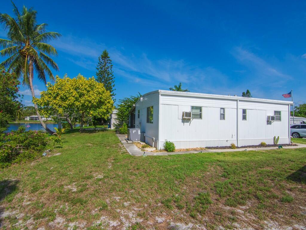 Pinelake Village - Residential