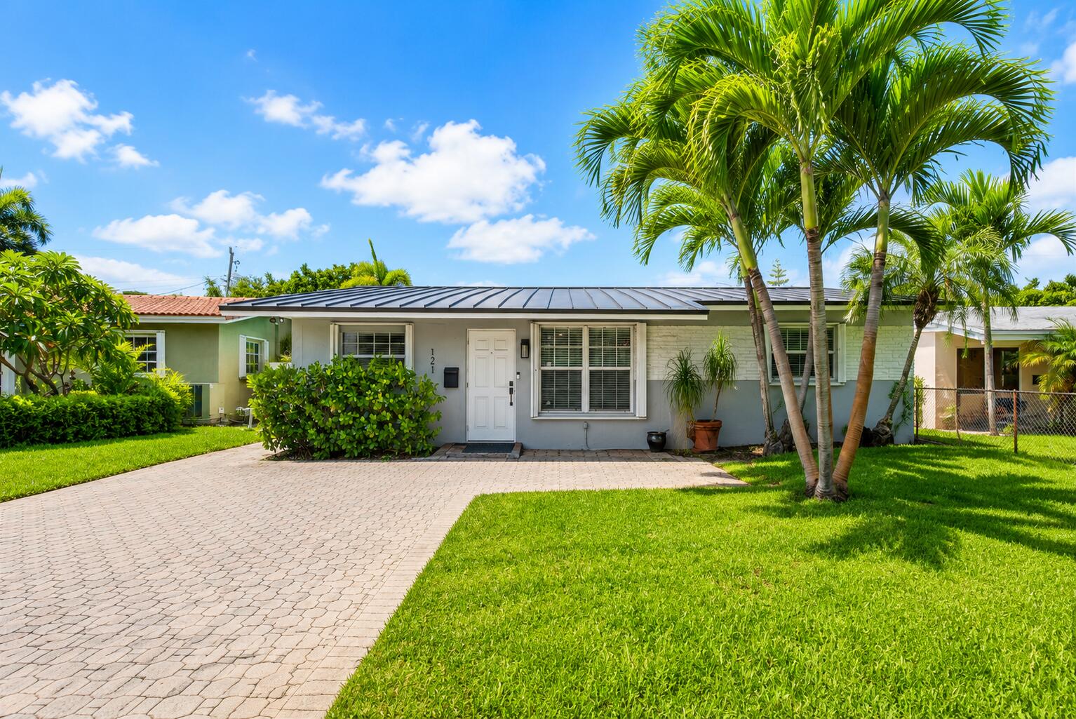 121 NE 55th Street