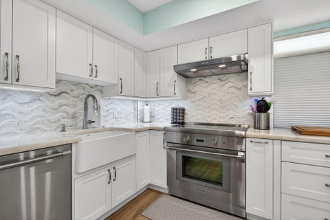 Tiny photo for 3100 NE 48th Court #214, Lighthouse Point, FL 33064 (MLS # B26027572)