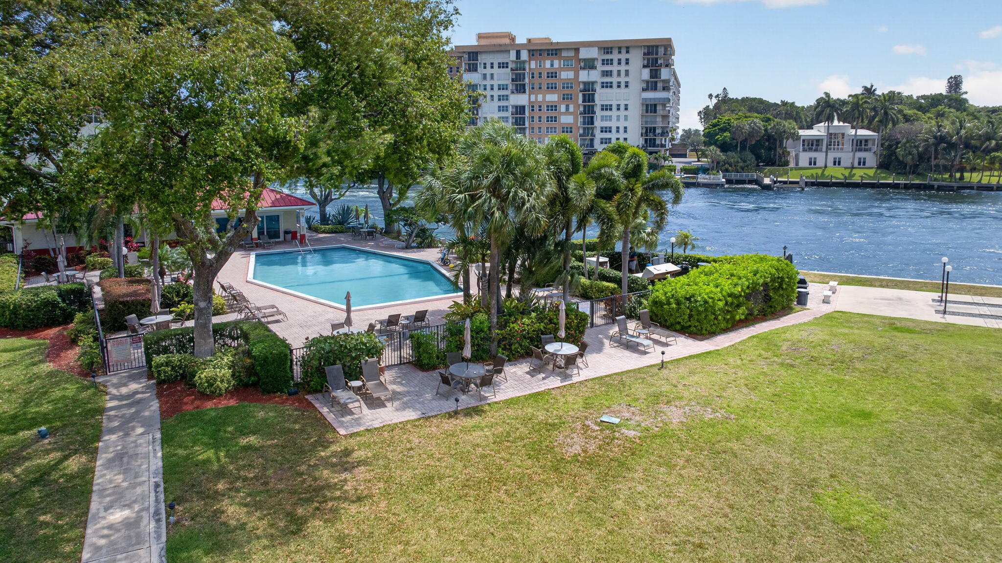 NO 3 PALM-AIRE AT CORAL KEY - Residential
