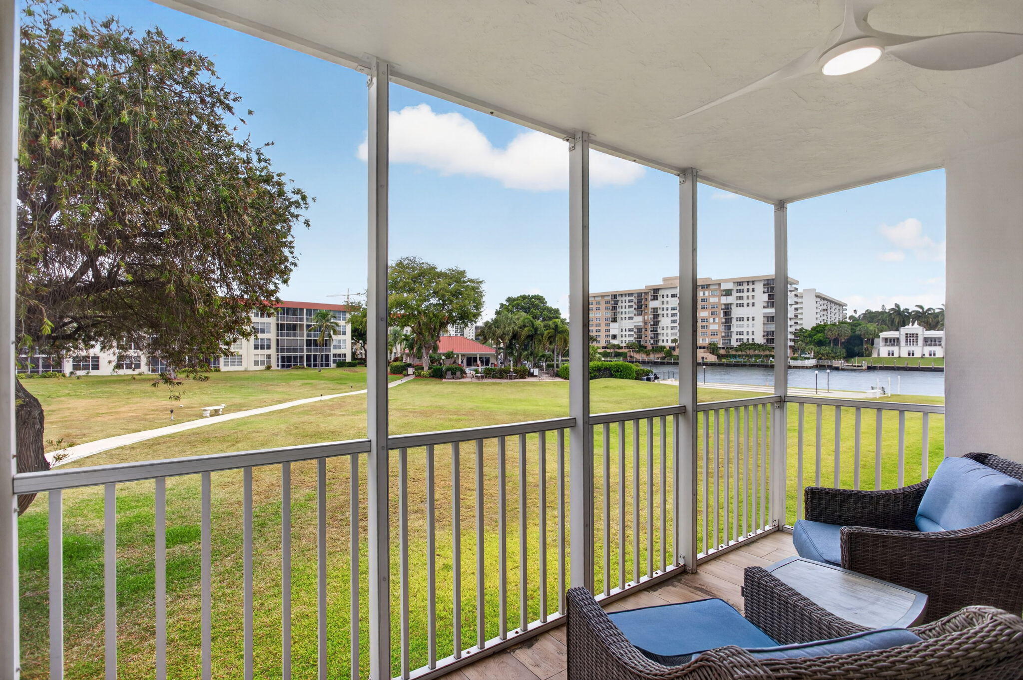 NO 3 PALM-AIRE AT CORAL KEY - Residential